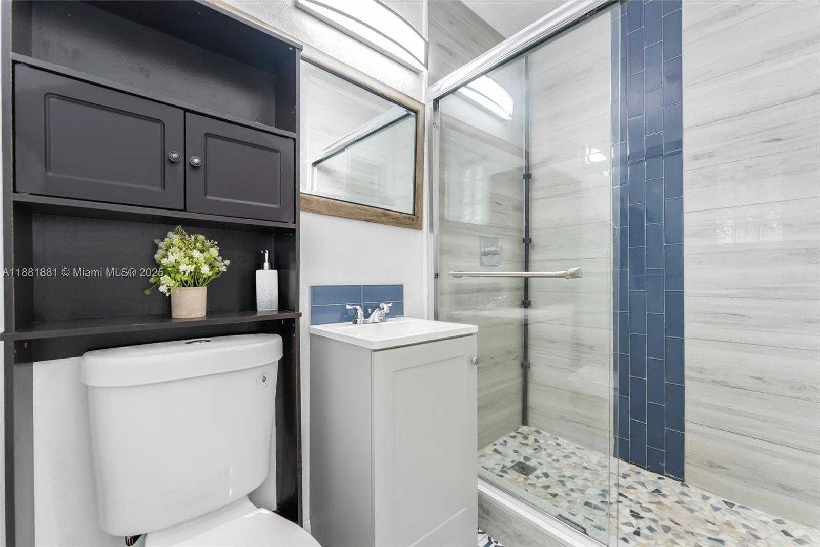 Small Image of 2831 MONROE ST, Hollywood Number 18