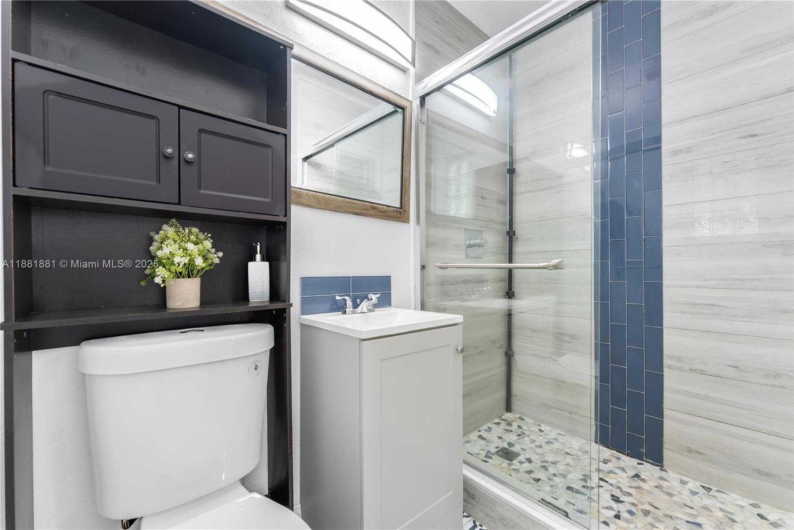 Small Image of 2831 MONROE ST, Hollywood Number 27