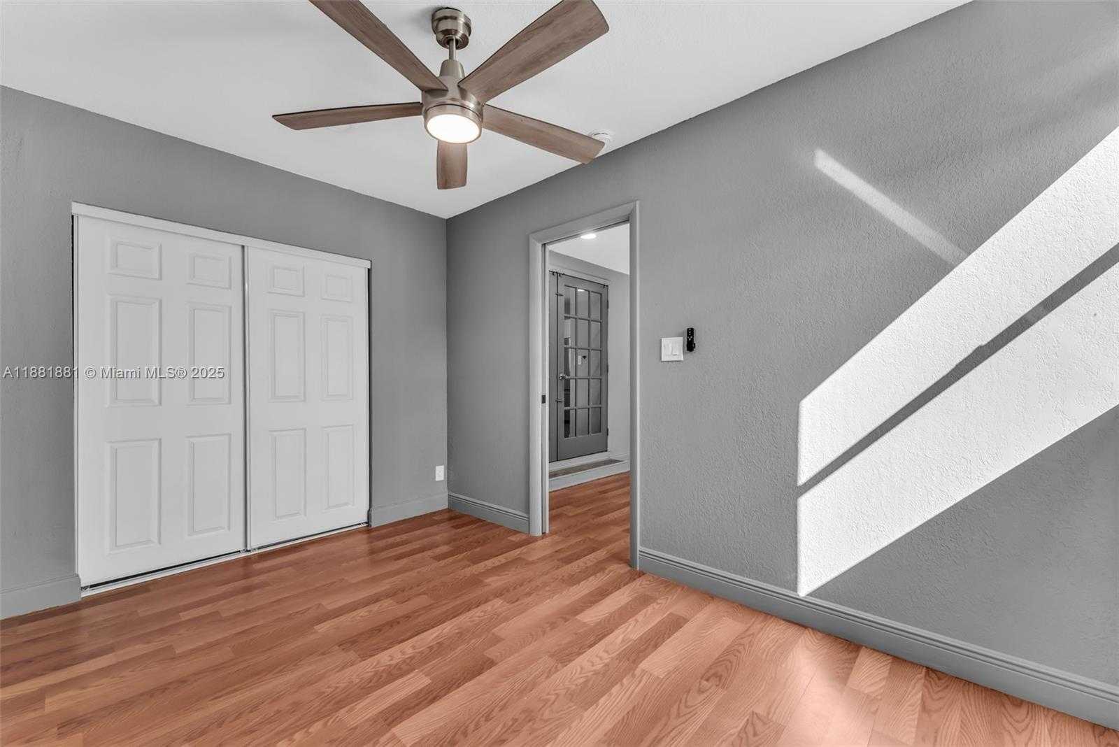 Small Image of 2831 MONROE ST, Hollywood Number 9