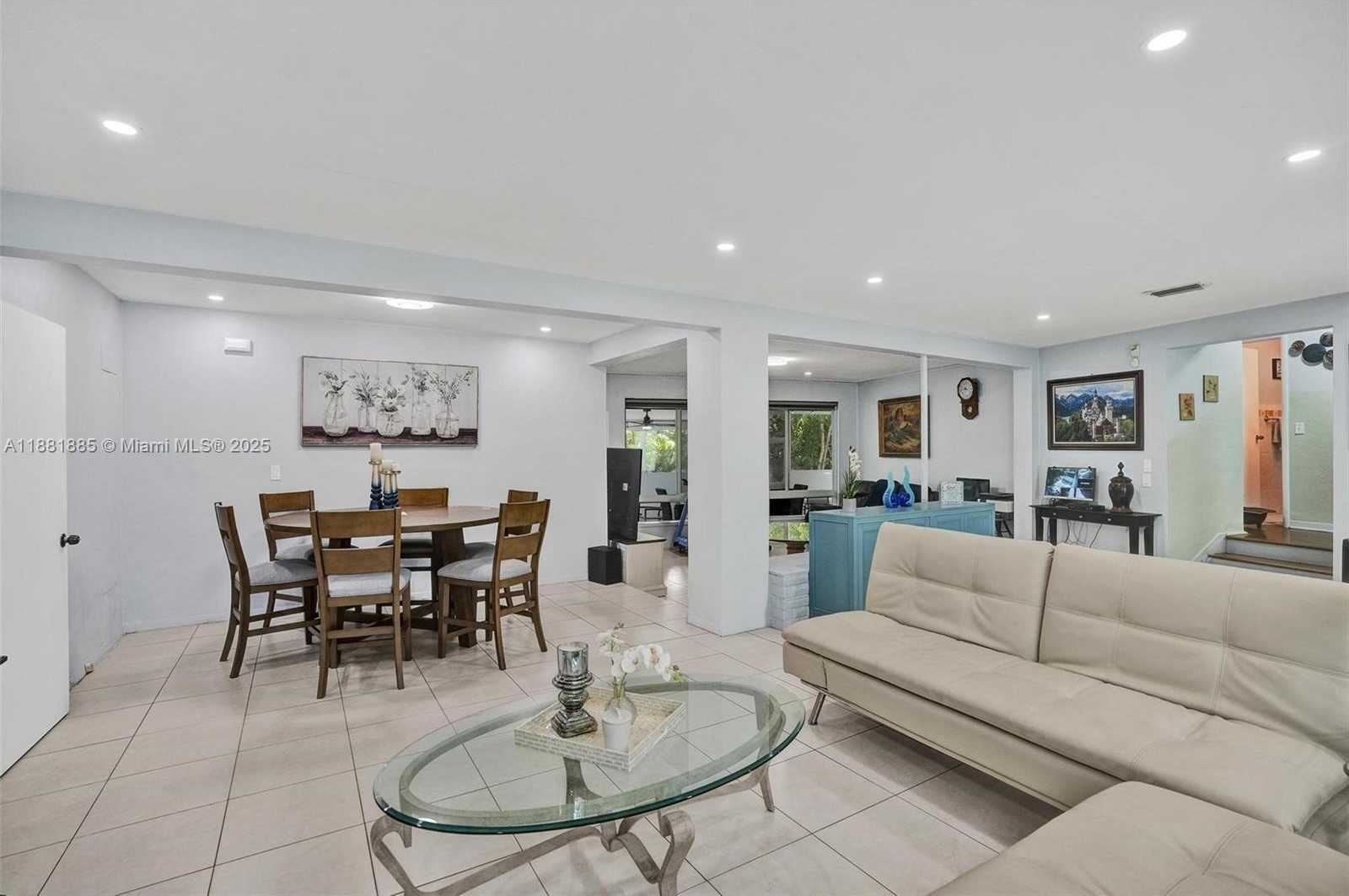 Small Image of 12585 NORTH EAST MIAMI CT, North Miami Number 10