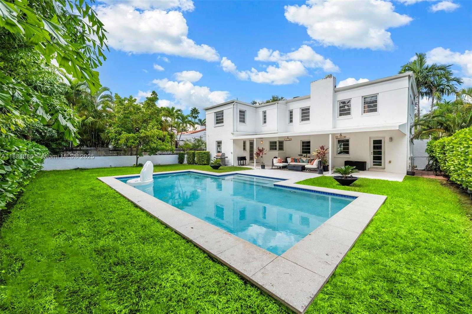 Small Image of 600 NORTH EAST 55TH TER, Miami Number 15