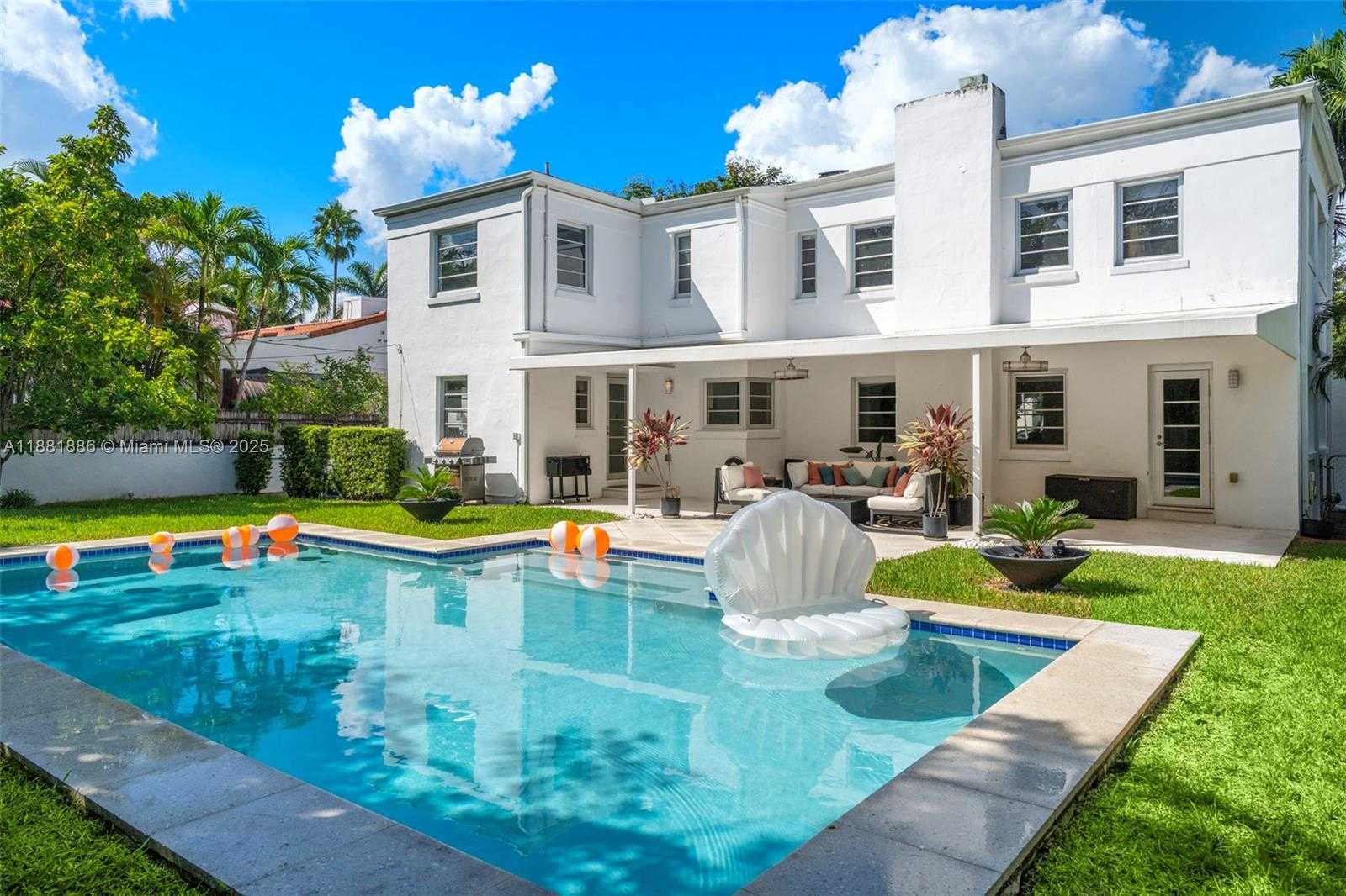 Small Image of 600 NORTH EAST 55TH TER, Miami Number 16