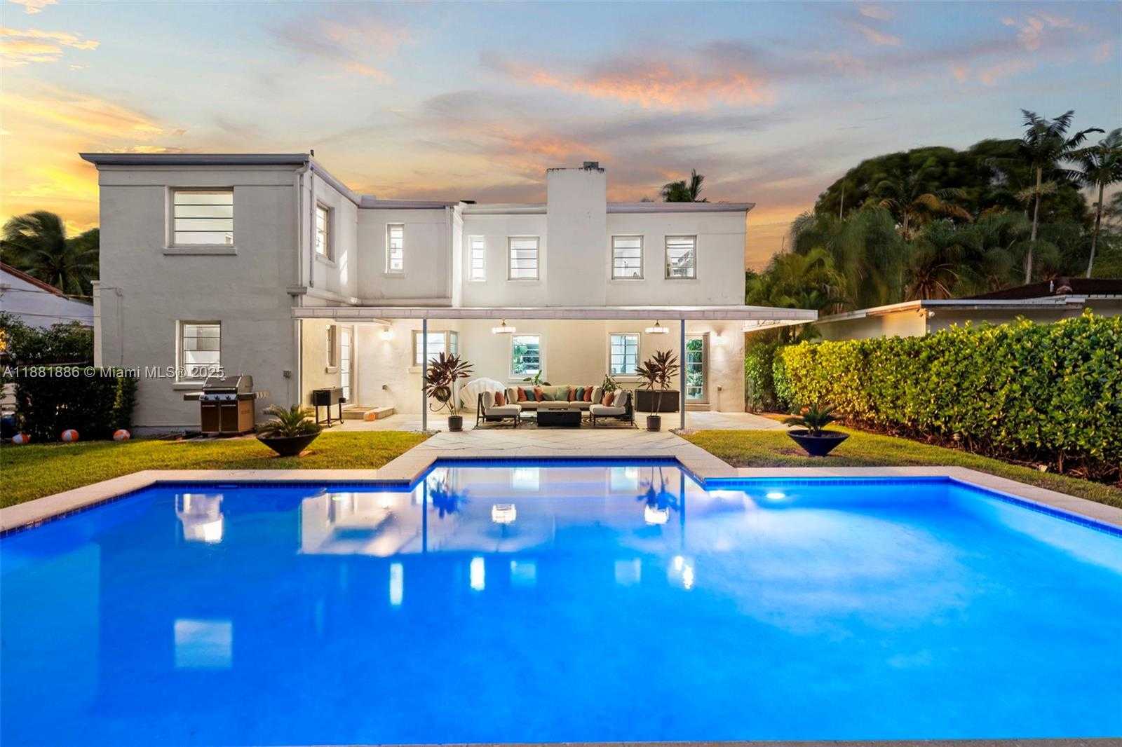 Small Image of 600 NORTH EAST 55TH TER, Miami Number 17