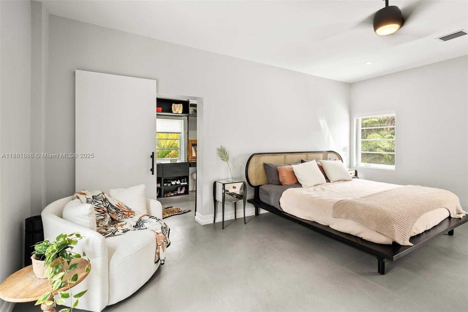 Small Image of 600 NORTH EAST 55TH TER, Miami Number 24