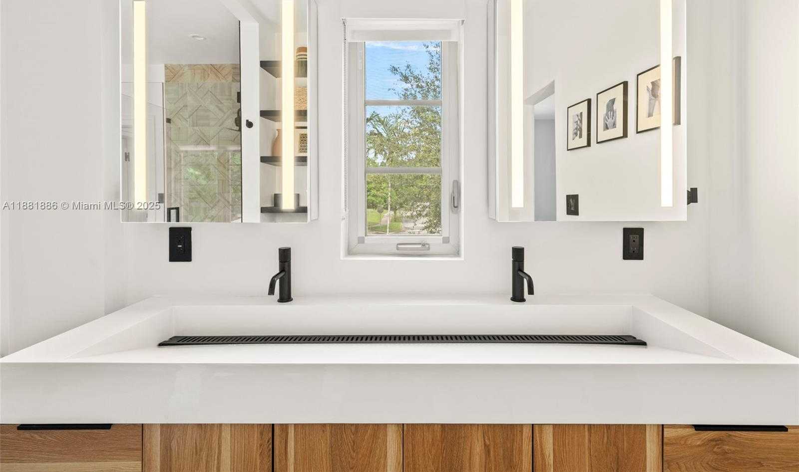 Small Image of 600 NORTH EAST 55TH TER, Miami Number 29