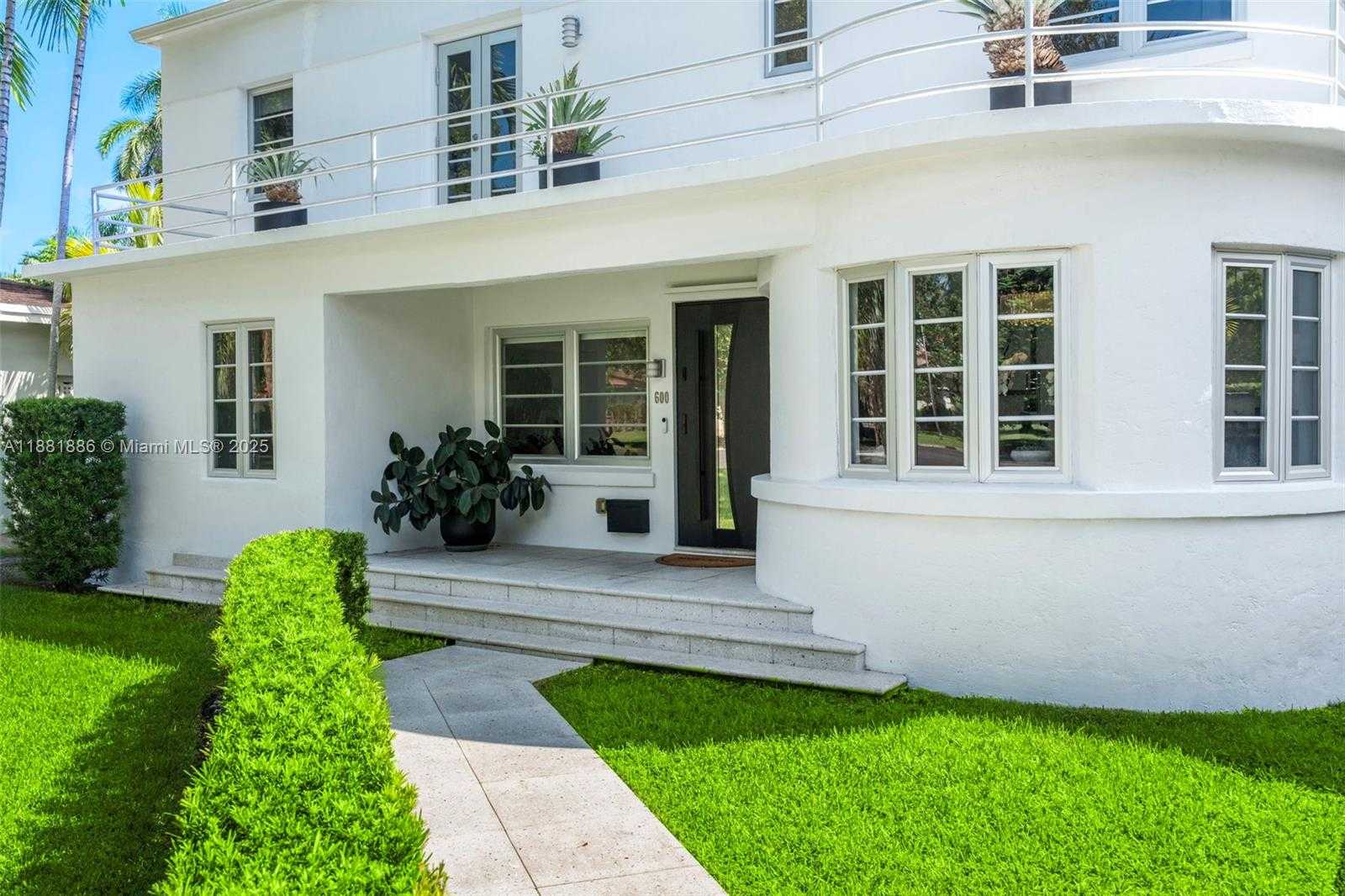 Small Image of 600 NORTH EAST 55TH TER, Miami Number 38