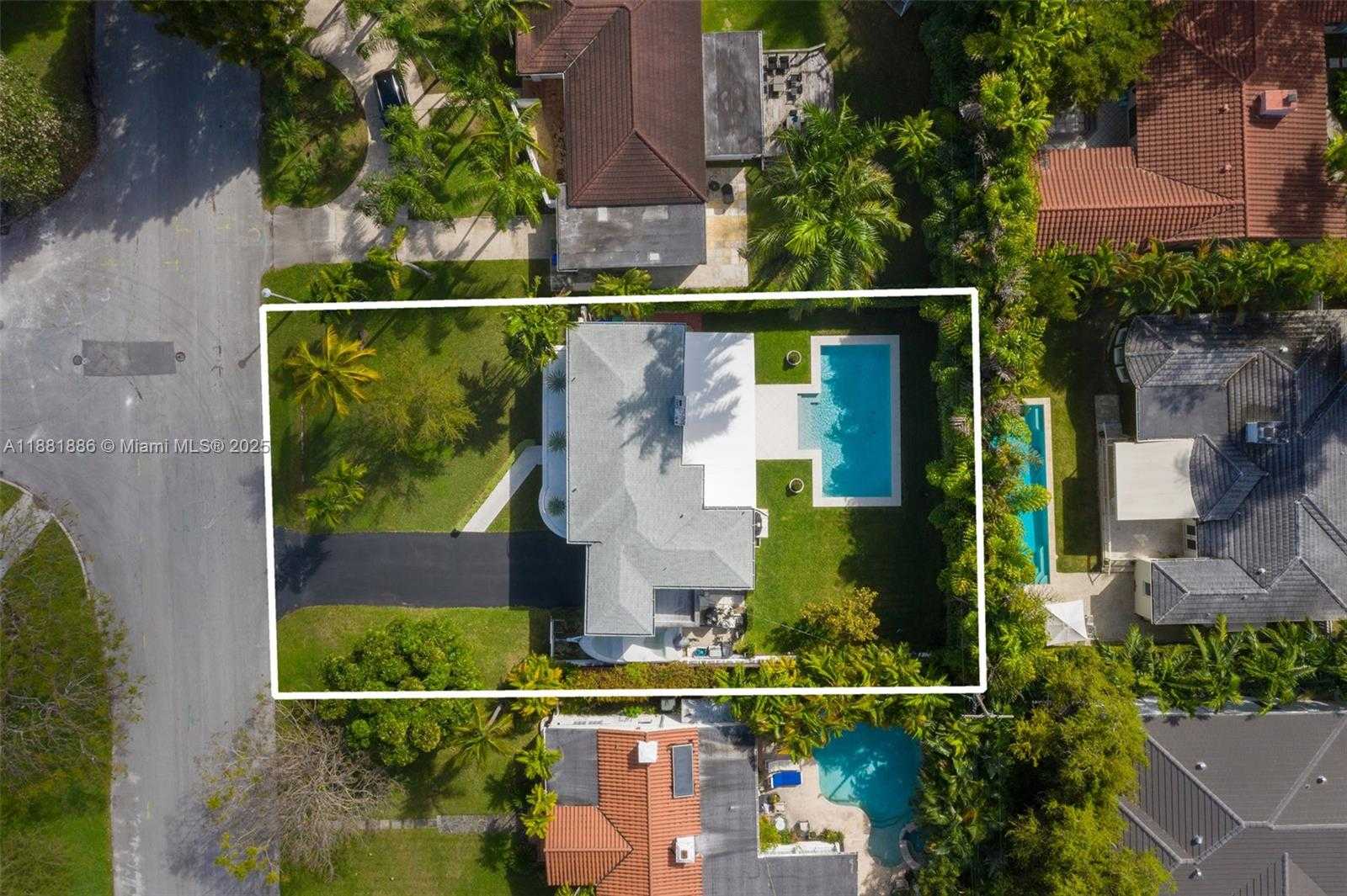 Small Image of 600 NORTH EAST 55TH TER, Miami Number 41