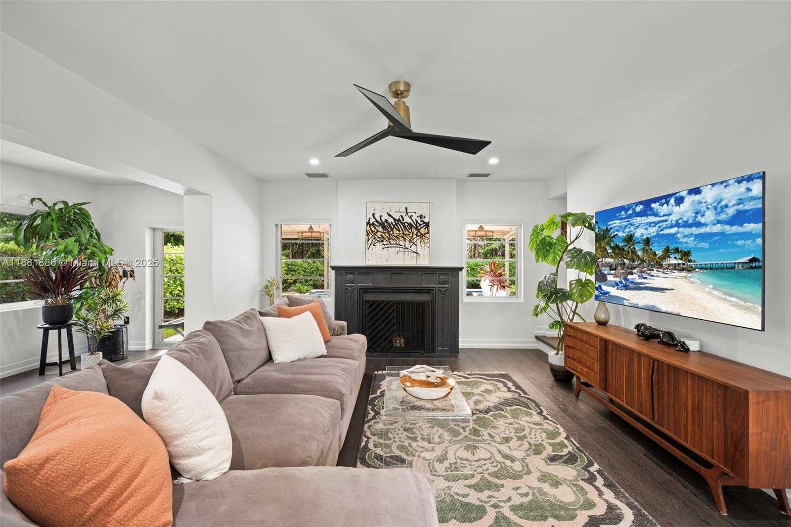 Small Image of 600 NORTH EAST 55TH TER, Miami Number 5