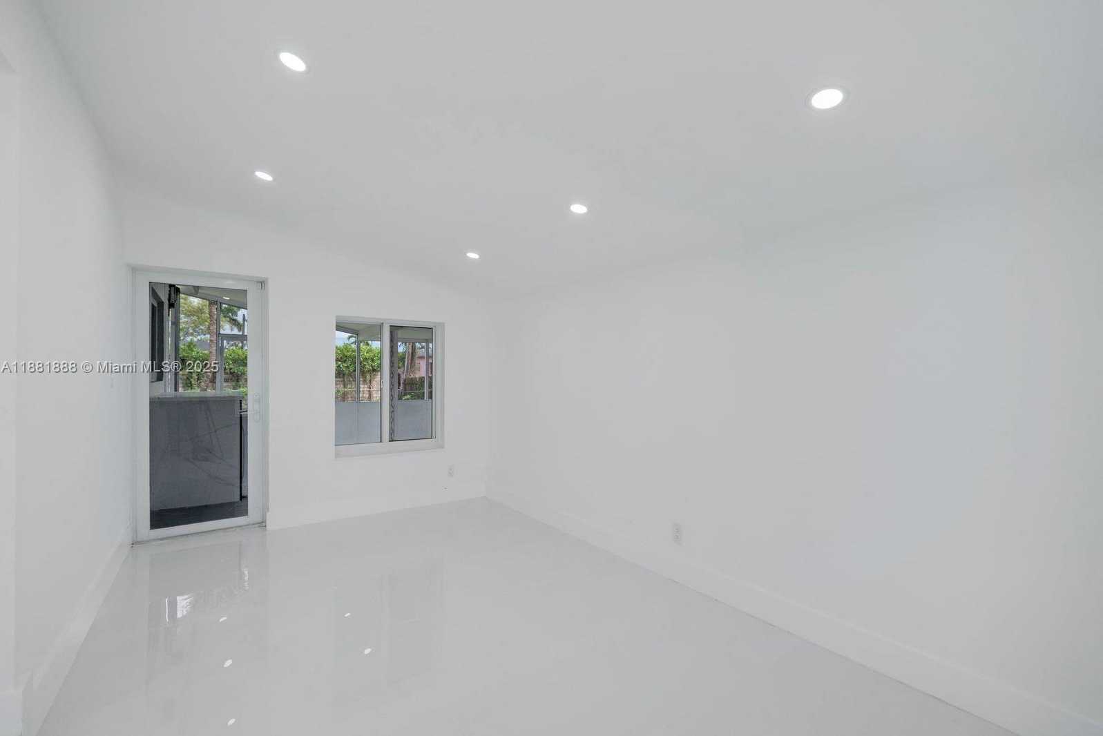 Small Image of 20181 NORTH WEST 14TH PL, Miami Gardens Number 14