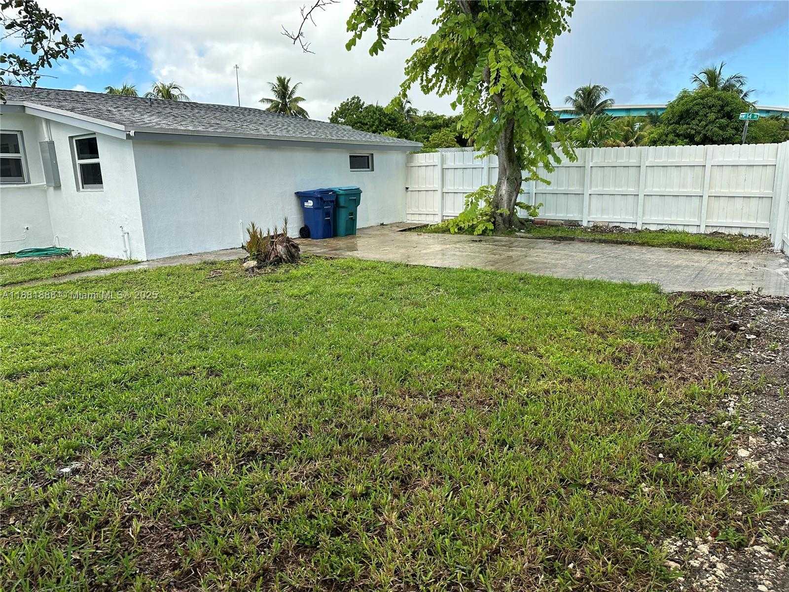 Small Image of 20181 NORTH WEST 14TH PL, Miami Gardens Number 29