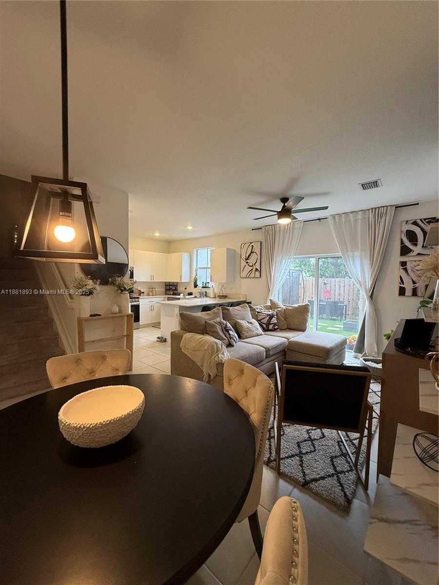 Small Image of 11855 NORTH WEST 46TH ST, Coral Springs Number 16