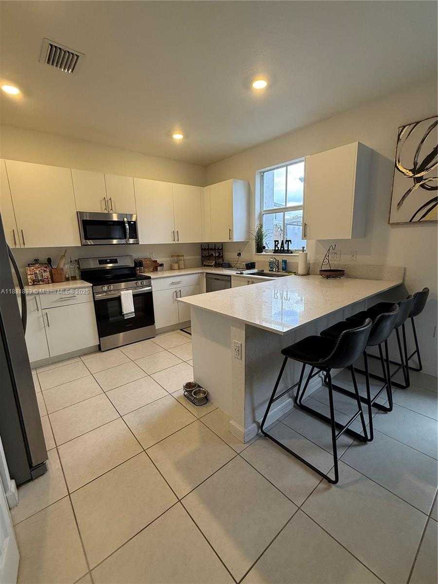 Small Image of 11855 NORTH WEST 46TH ST, Coral Springs Number 18