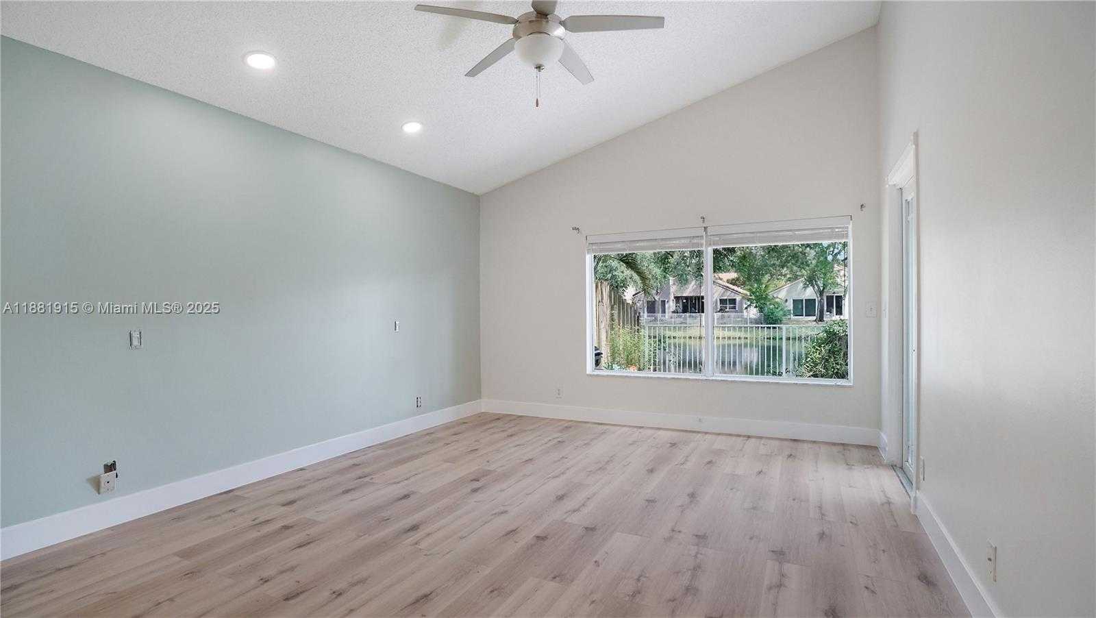 Small Image of 1051 NORTH WEST 108TH AVE, Plantation Number 28