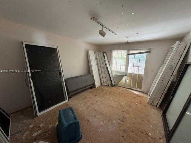 Small Image of 8920 SOUTH WEST 157TH ST, Palmetto Bay Number 11