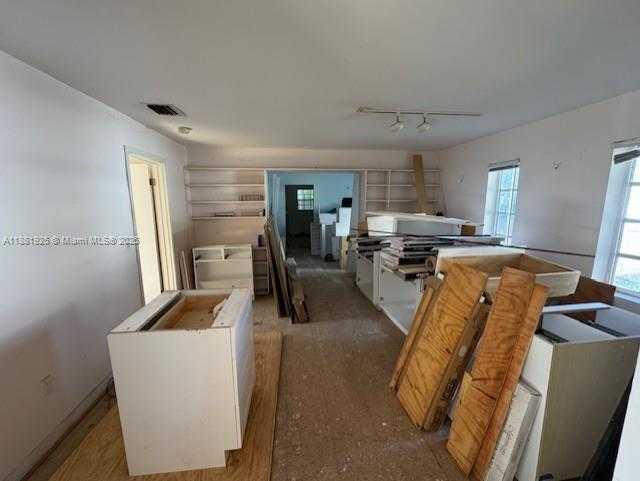 Small Image of 8920 SOUTH WEST 157TH ST, Palmetto Bay Number 7