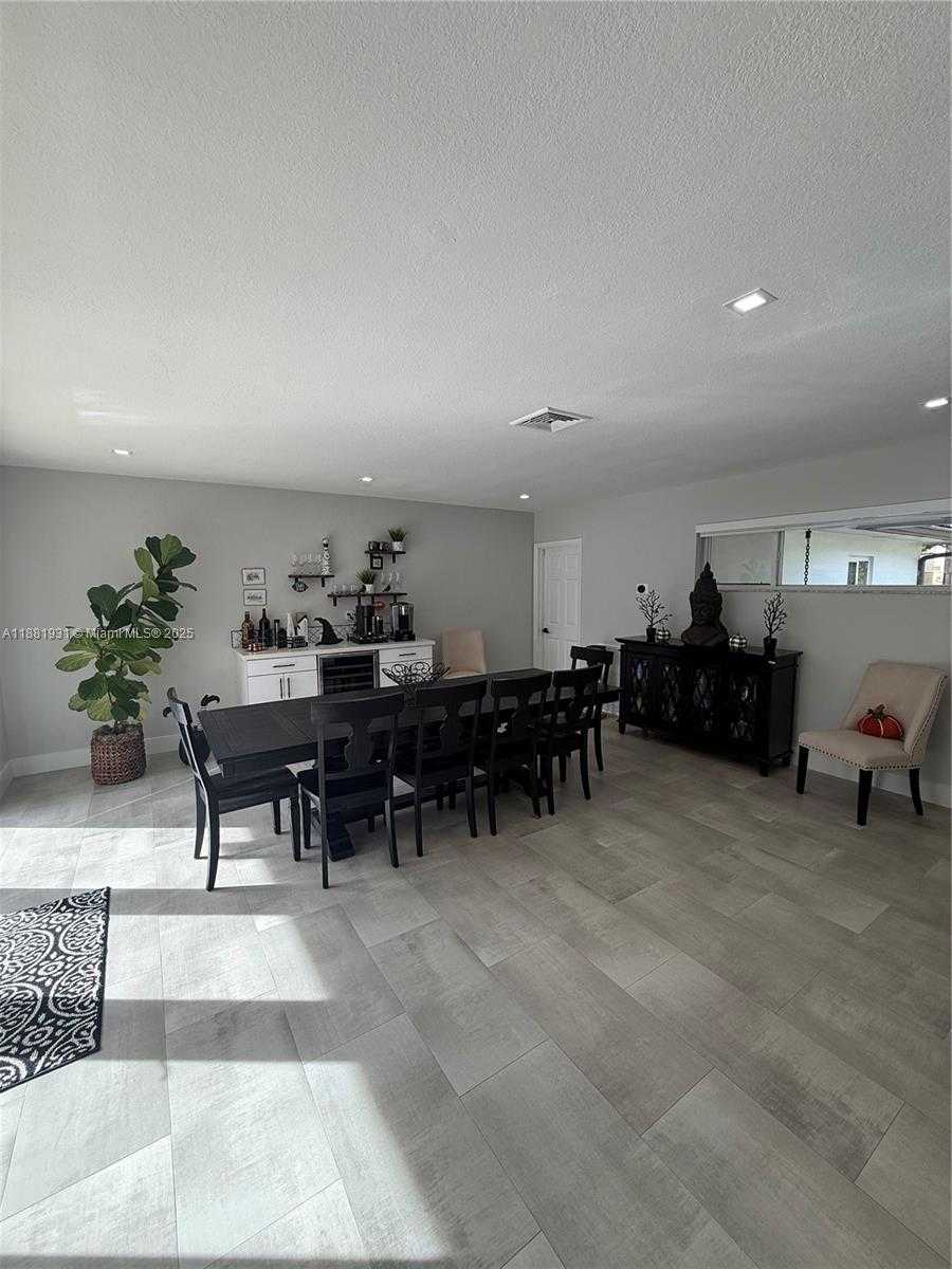Small Image of 6860 MIAMI LAKES DR, Miami Lakes Number 23