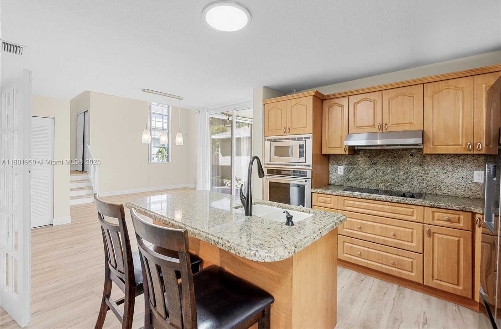 Small Image of 11862 NORTH WEST 13TH ST, Pembroke Pines Number 11