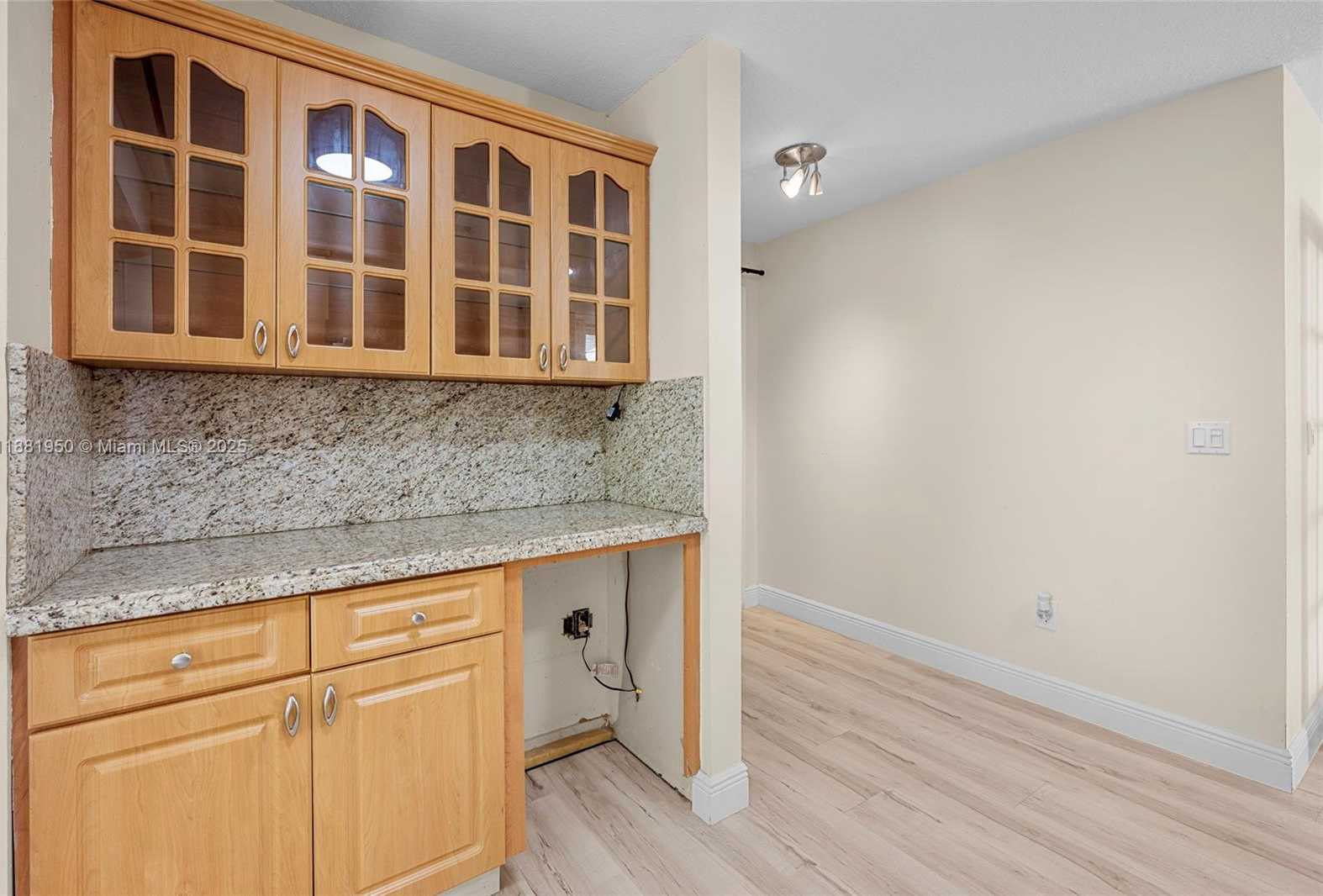 Small Image of 11862 NORTH WEST 13TH ST, Pembroke Pines Number 14