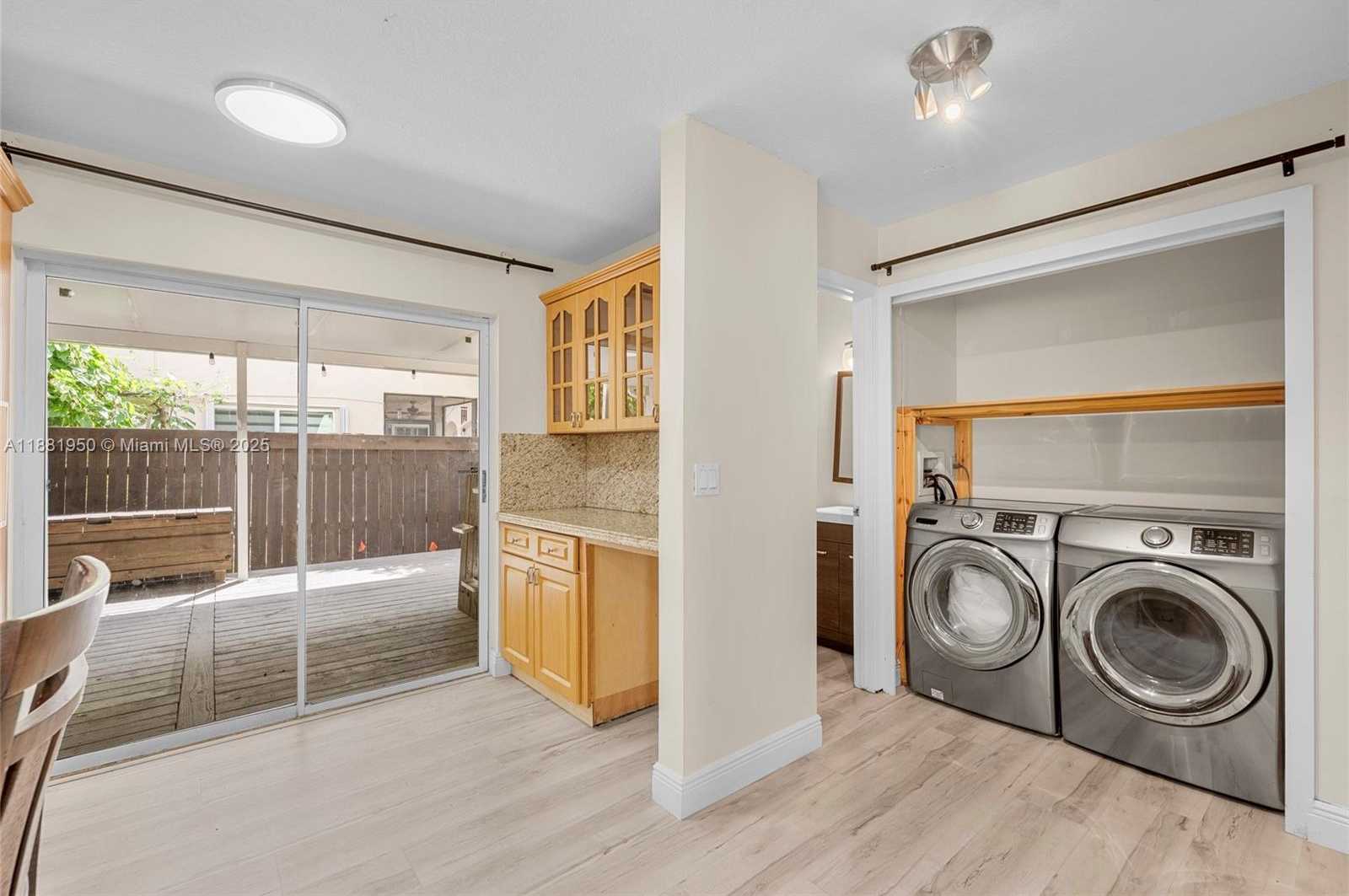 Small Image of 11862 NORTH WEST 13TH ST, Pembroke Pines Number 18