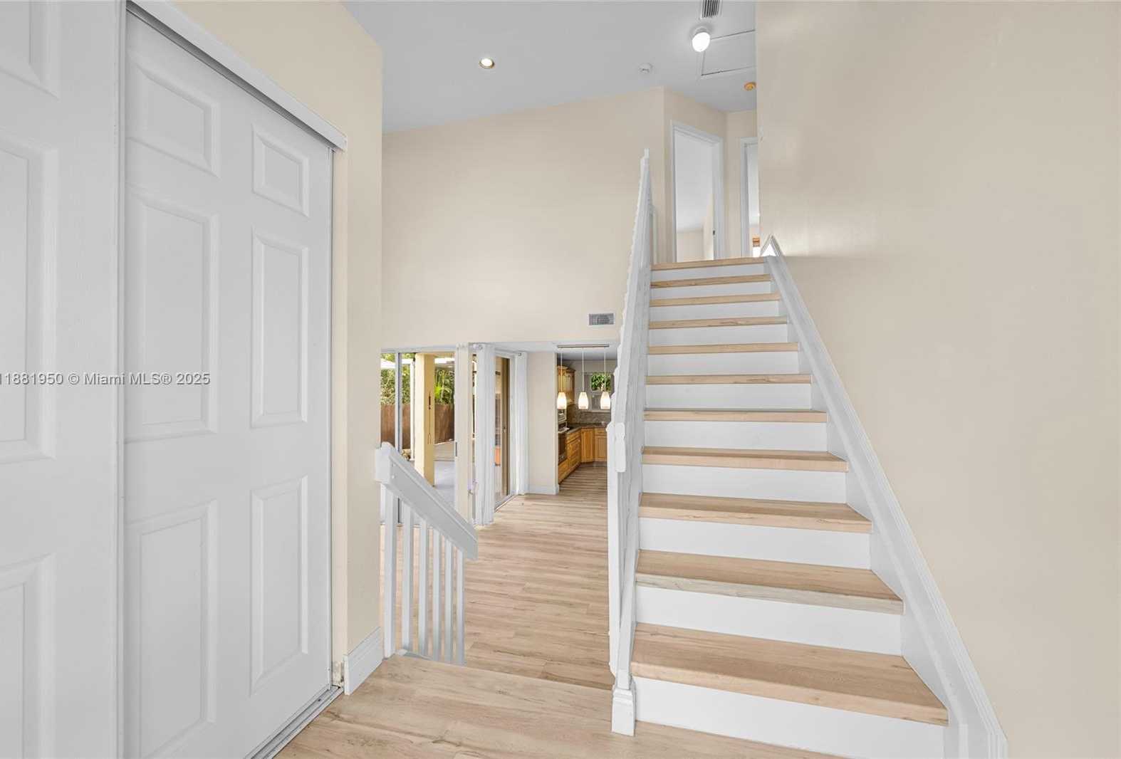 Small Image of 11862 NORTH WEST 13TH ST, Pembroke Pines Number 23