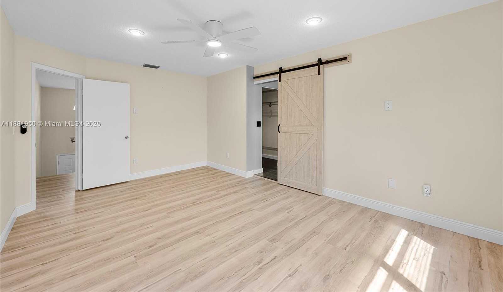 Small Image of 11862 NORTH WEST 13TH ST, Pembroke Pines Number 26