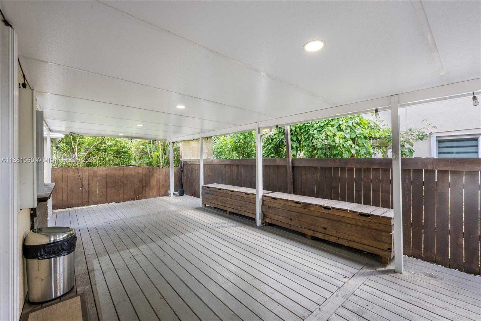 Small Image of 11862 NORTH WEST 13TH ST, Pembroke Pines Number 45