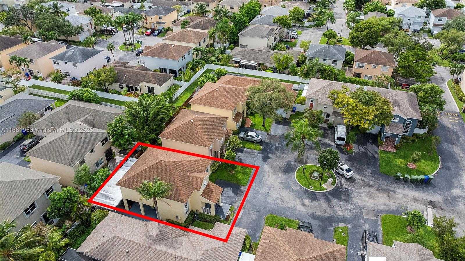 Small Image of 11862 NORTH WEST 13TH ST, Pembroke Pines Number 52