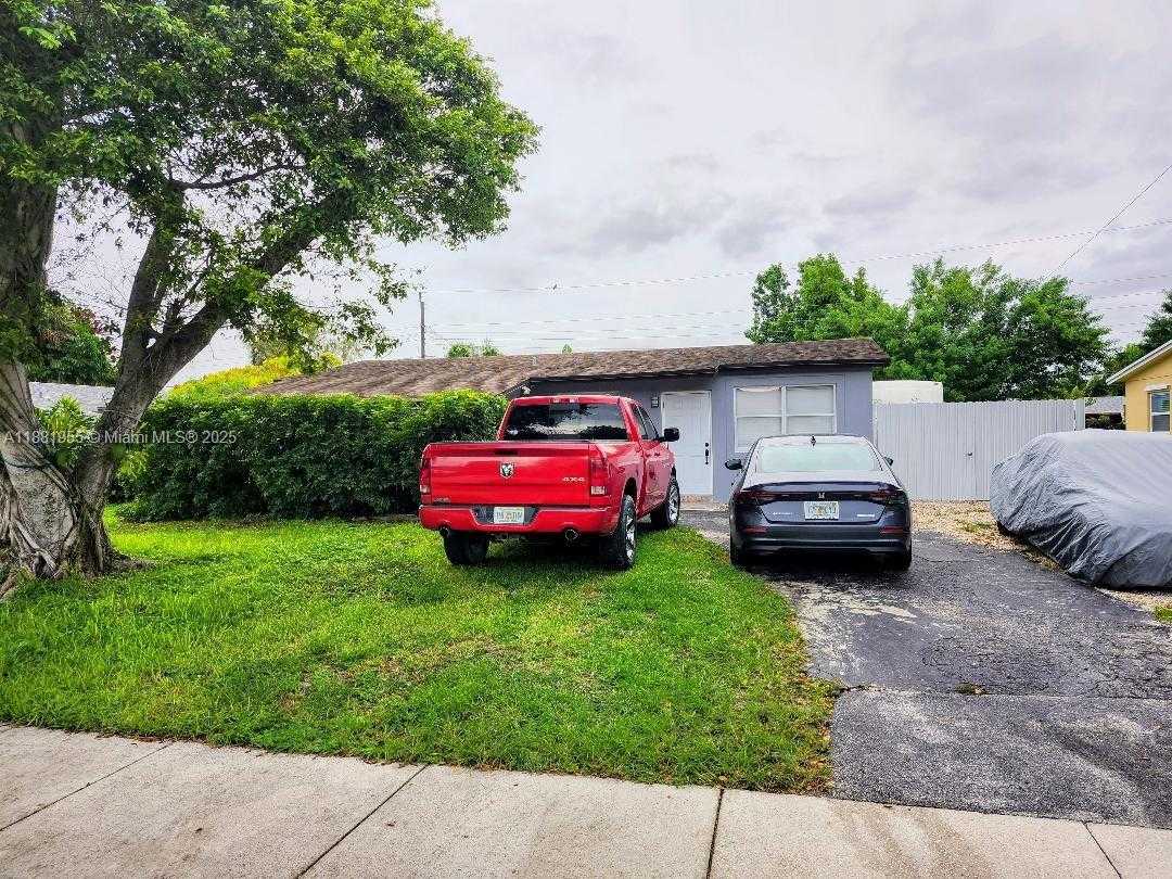 Small Image of 4301 NORTH WEST 59TH CT, North Lauderdale Number 17