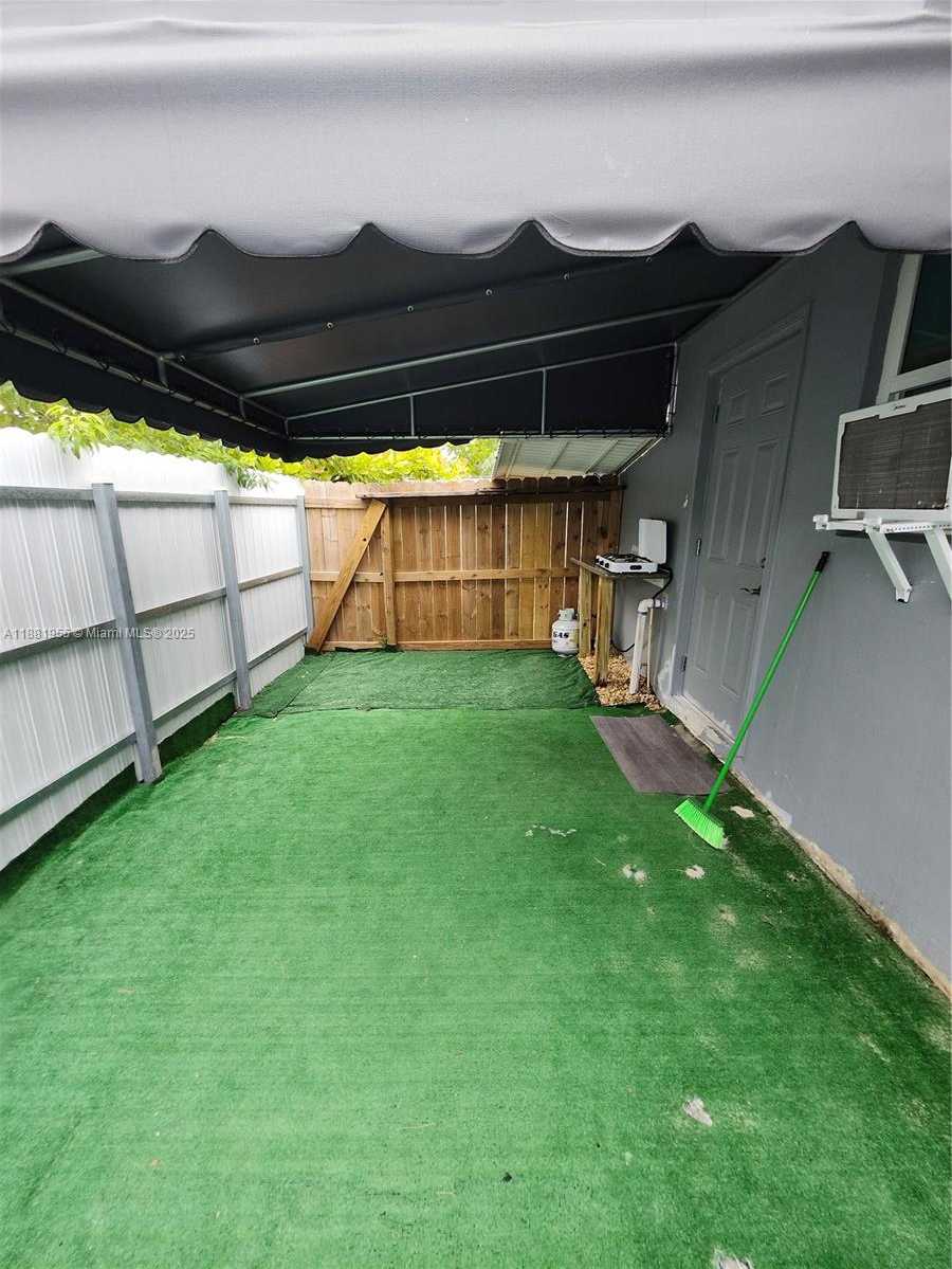 Small Image of 4301 NORTH WEST 59TH CT, North Lauderdale Number 19