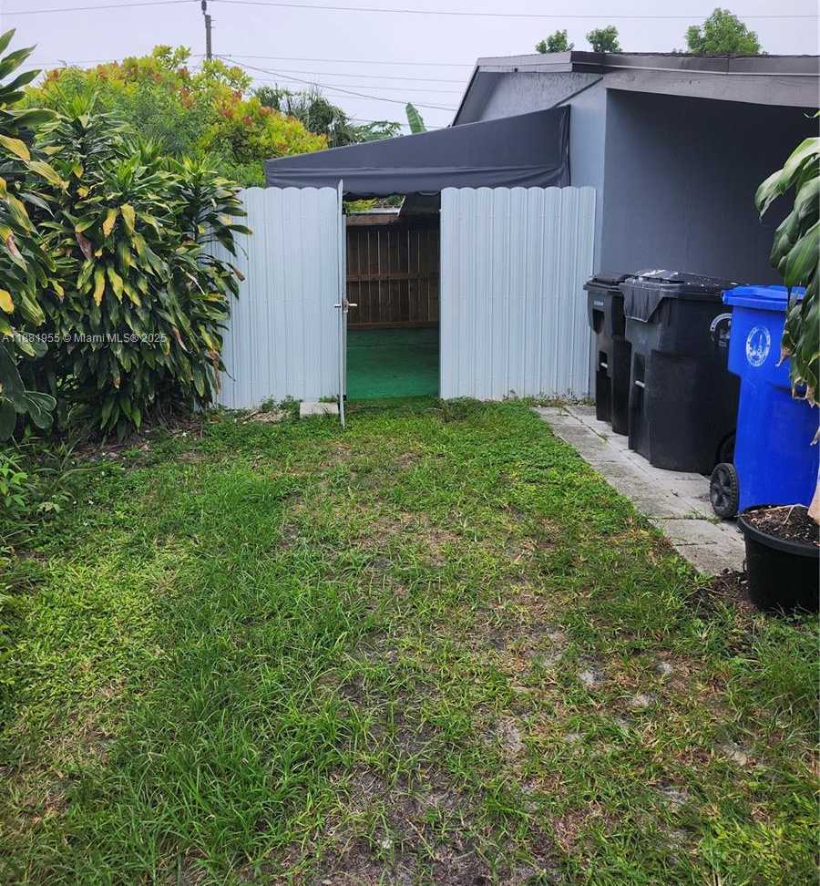 Small Image of 4301 NORTH WEST 59TH CT, North Lauderdale Number 21