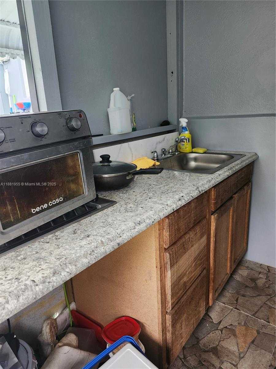 Small Image of 4301 NORTH WEST 59TH CT, North Lauderdale Number 40