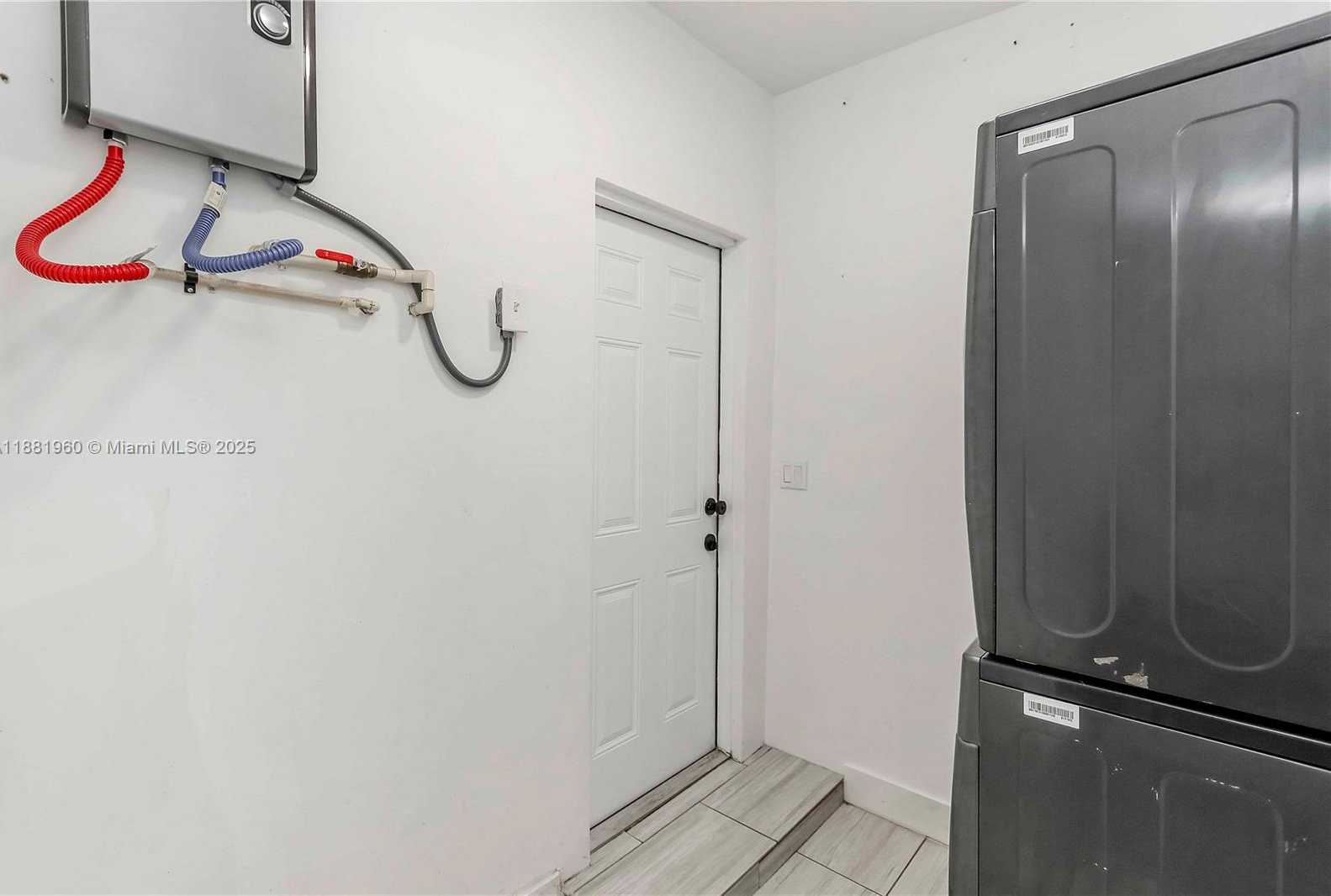 Small Image of 1545 NORTH WEST 53RD ST, Miami Number 18