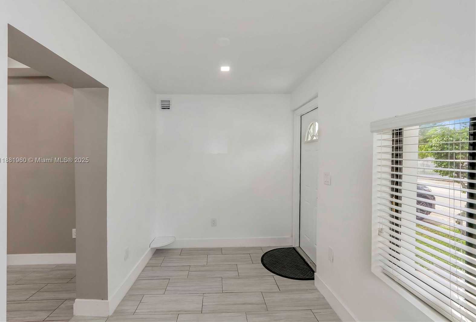 Small Image of 1545 NORTH WEST 53RD ST, Miami Number 3