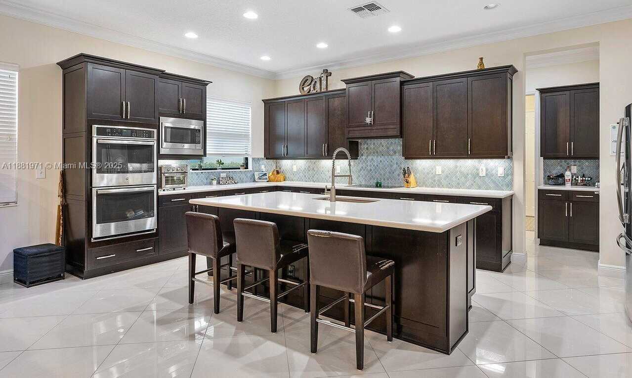 Small Image of 12097 BOCA RESERVE LN, Boca Raton Number 10