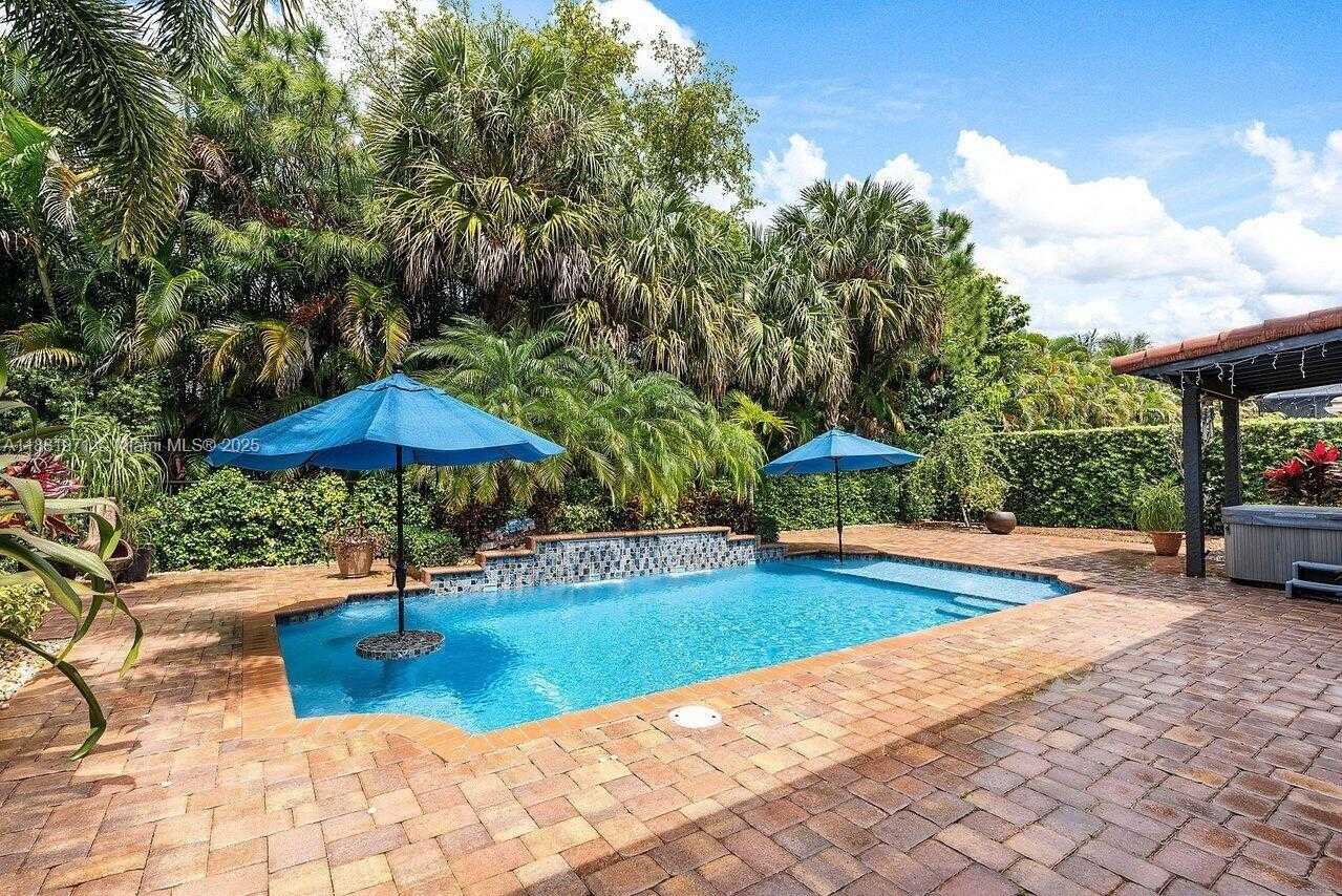 Small Image of 12097 BOCA RESERVE LN, Boca Raton Number 4