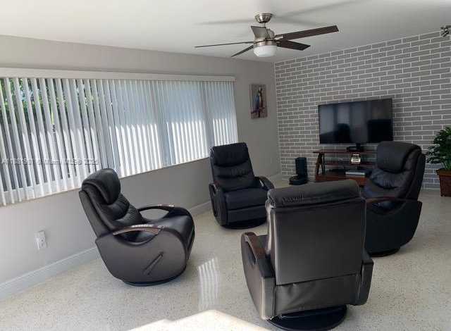 Small Image of 10610 NORTH WEST 22ND ST, Pembroke Pines Number 6