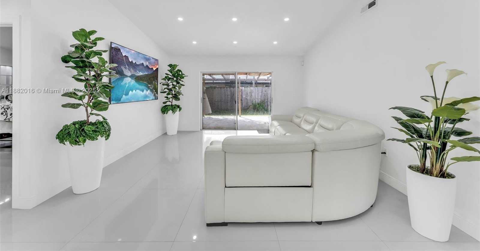 Small Image of 21420 SOUTH WEST 94TH AVE, Cutler Bay Number 10