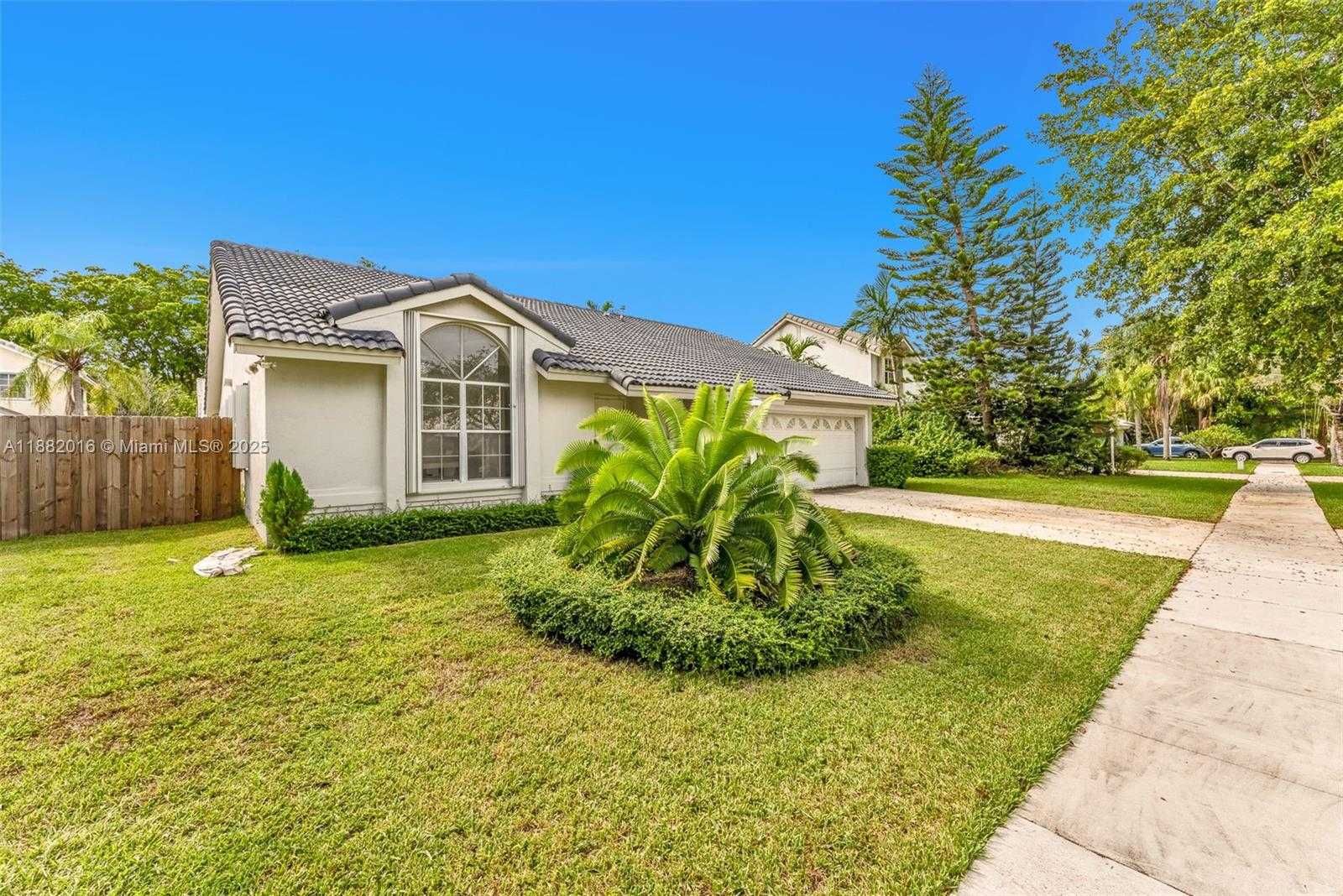 Small Image of 21420 SOUTH WEST 94TH AVE, Cutler Bay Number 3