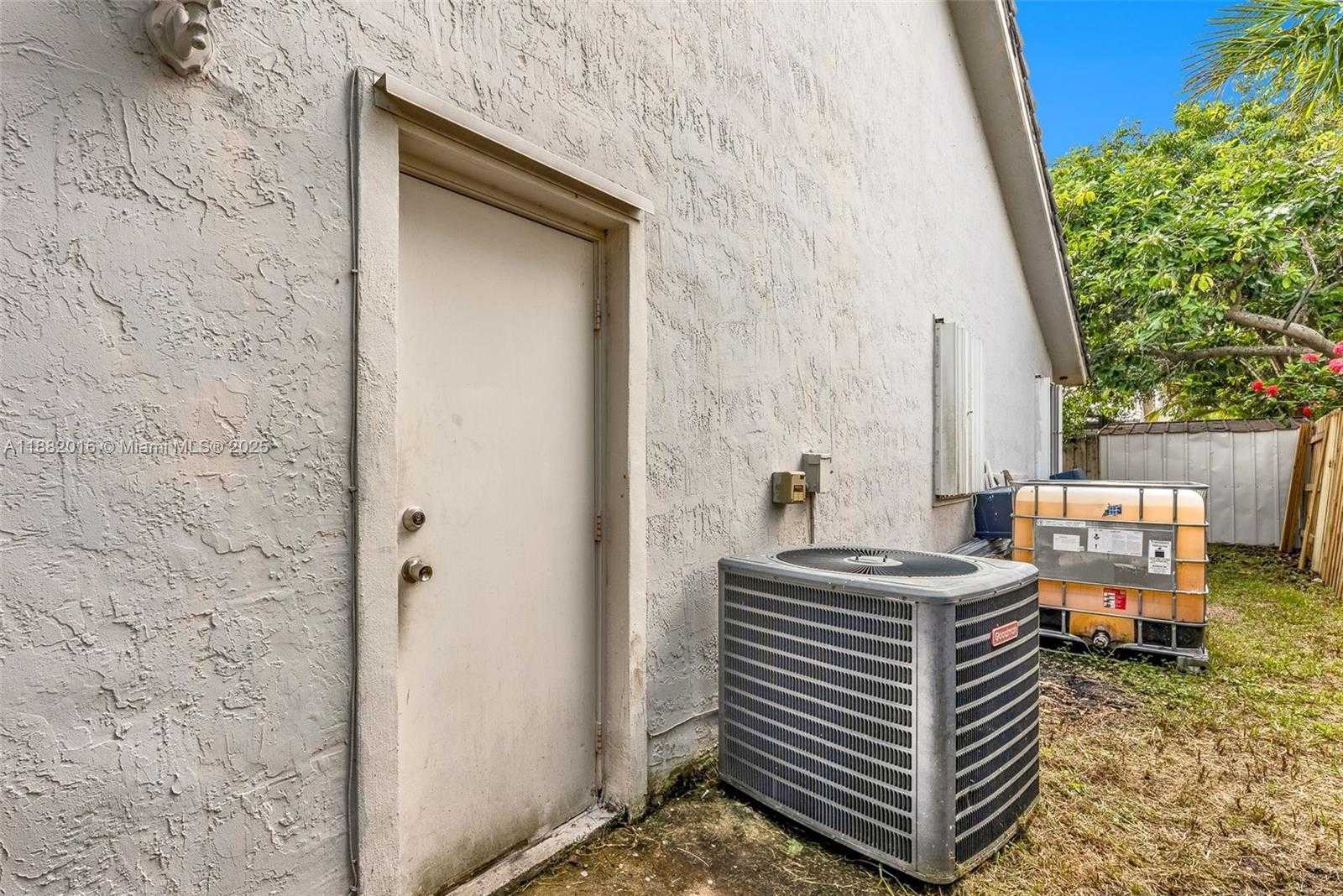 Small Image of 21420 SOUTH WEST 94TH AVE, Cutler Bay Number 31