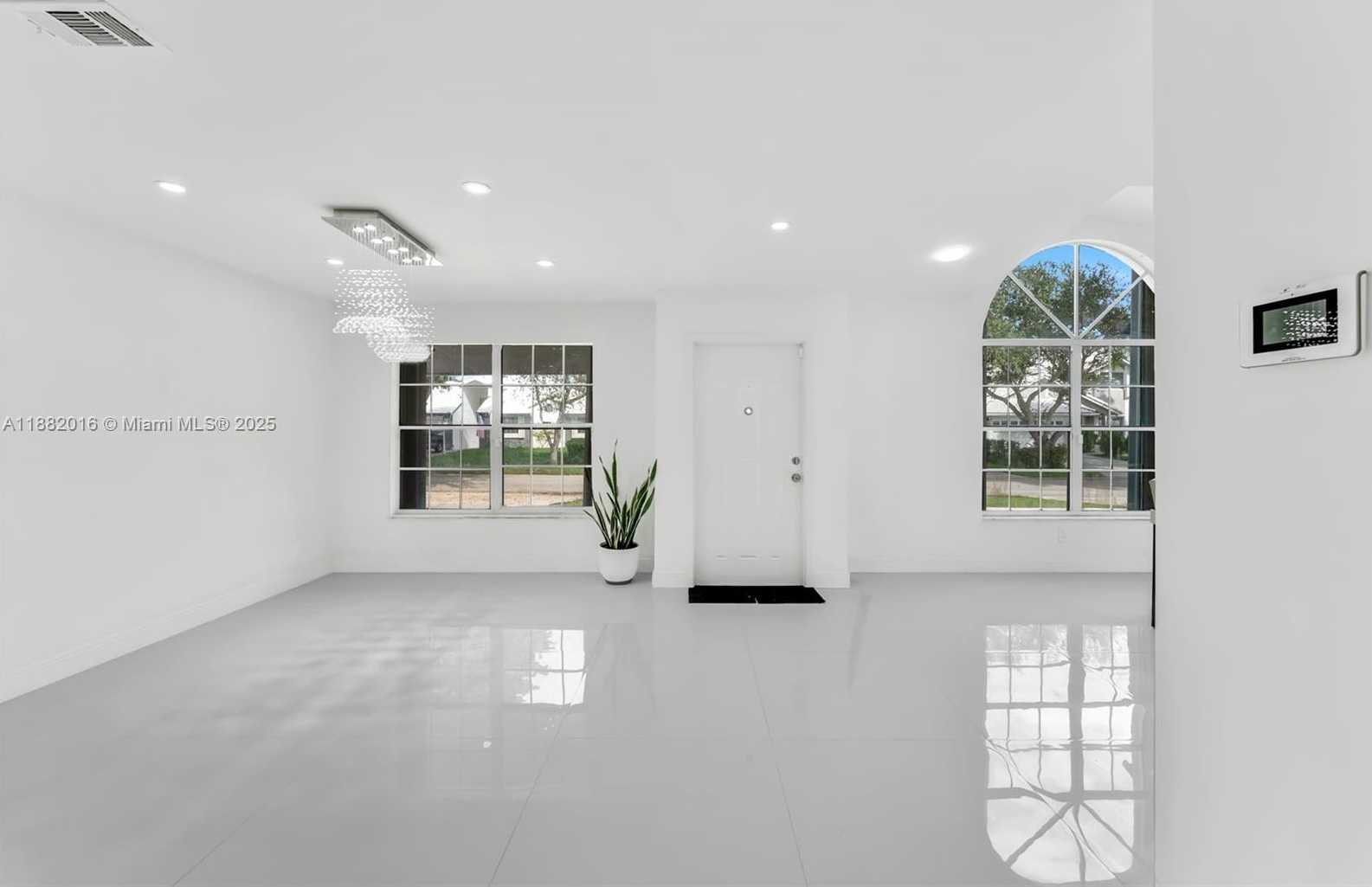 Small Image of 21420 SOUTH WEST 94TH AVE, Cutler Bay Number 4