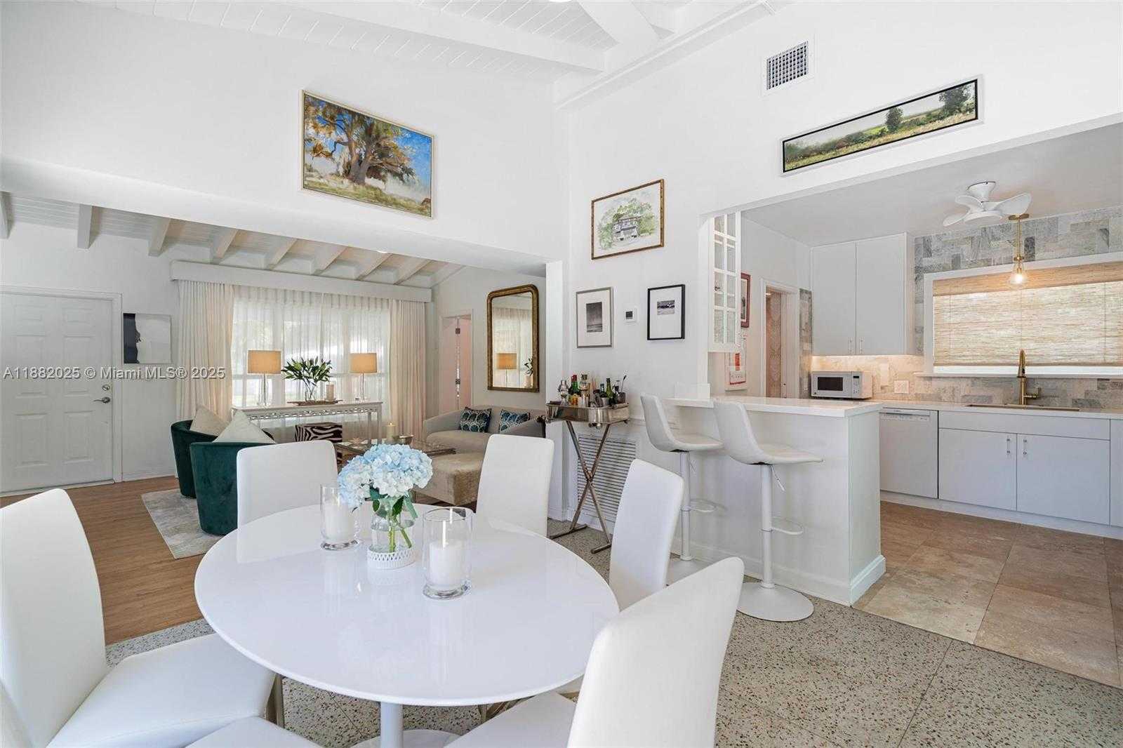 Small Image of 9357 NORTH EAST 9TH PL, Miami Shores Number 11