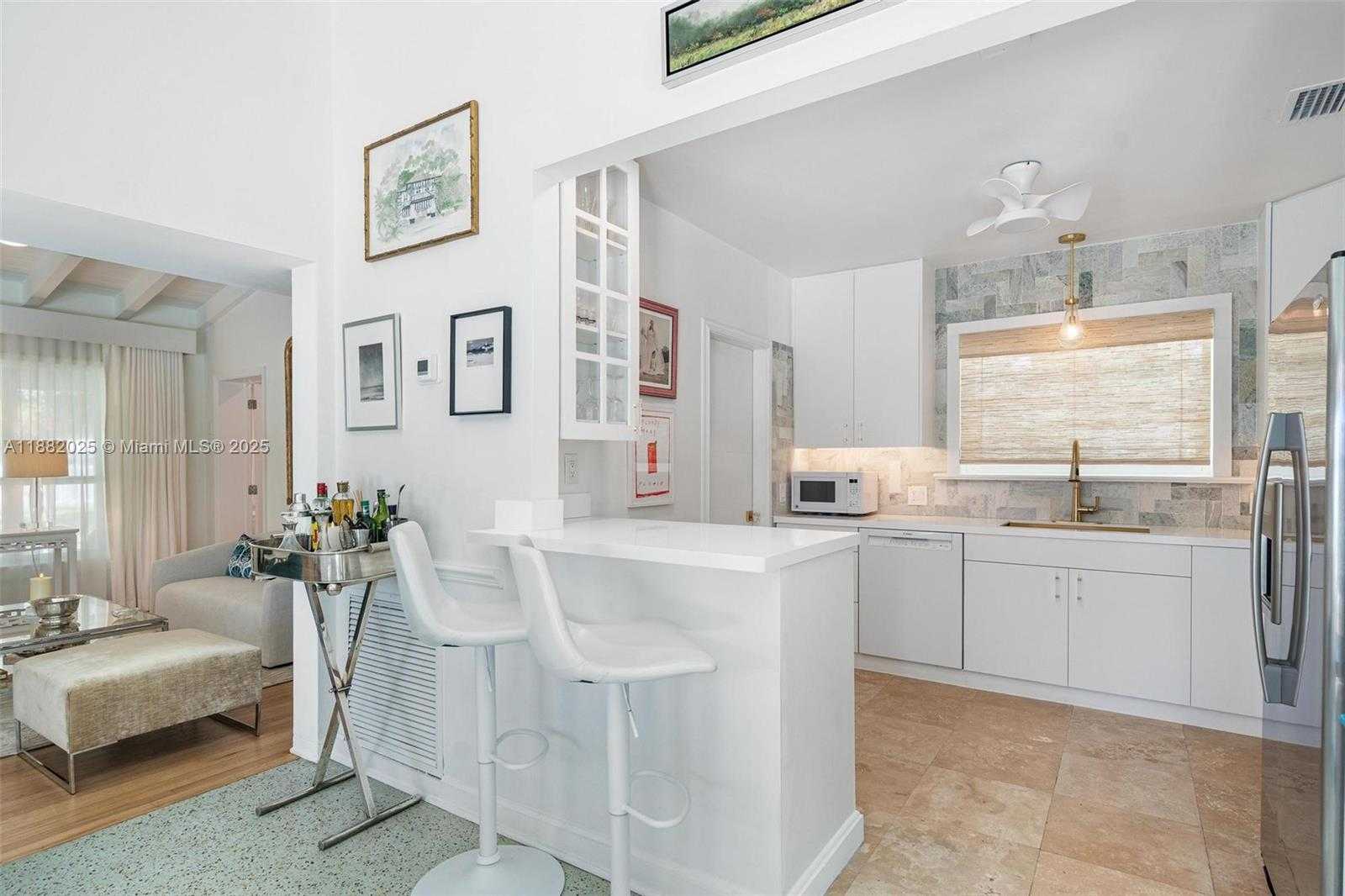 Small Image of 9357 NORTH EAST 9TH PL, Miami Shores Number 12