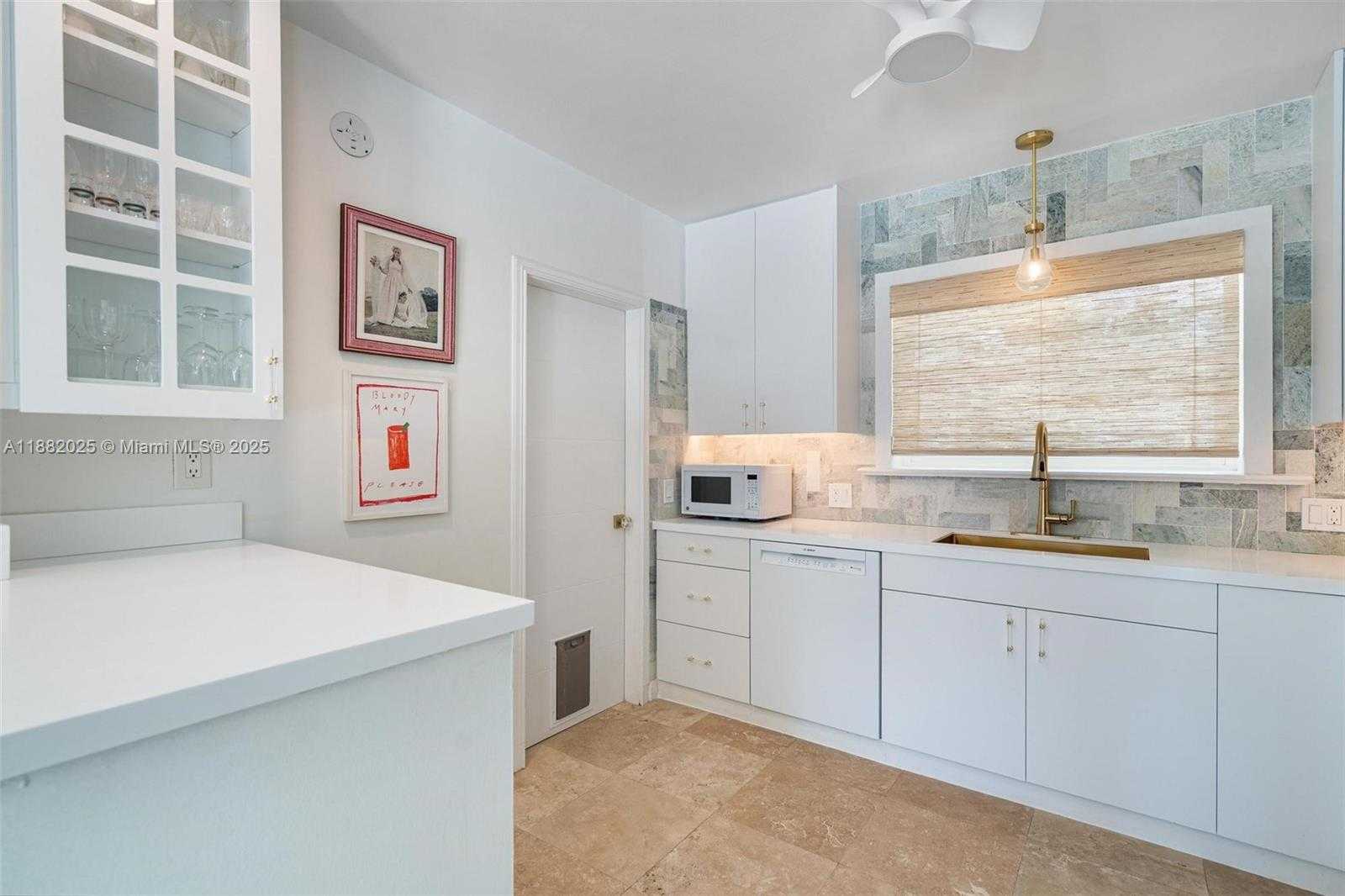 Small Image of 9357 NORTH EAST 9TH PL, Miami Shores Number 13