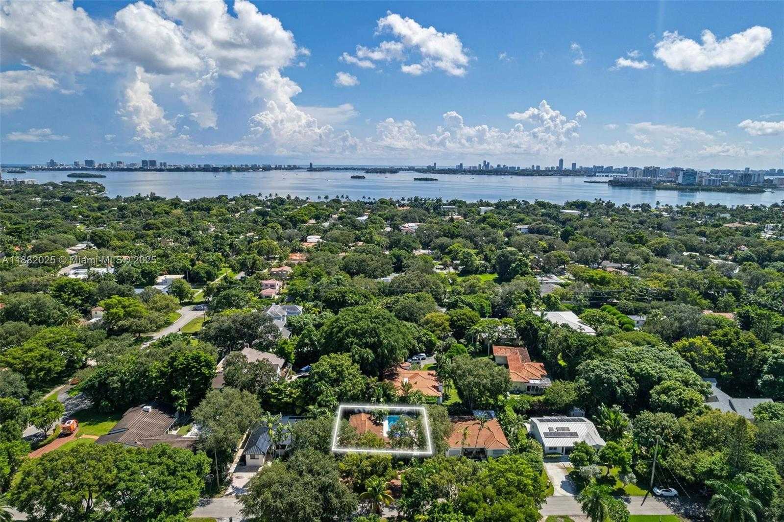 Small Image of 9357 NORTH EAST 9TH PL, Miami Shores Number 46