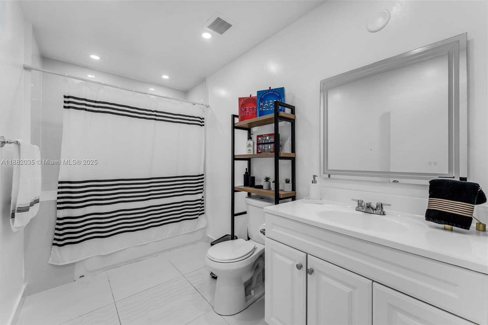 Small Image of 12750 SOUTH WEST 197TH AVE, Miami Number 10