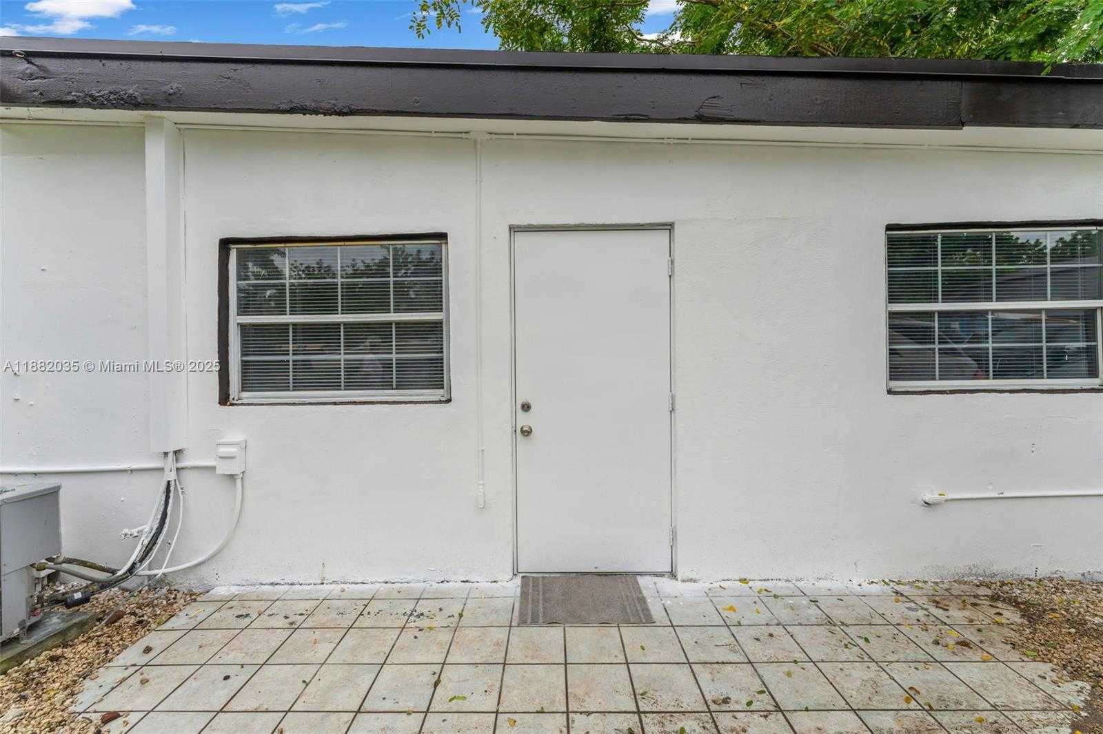 Small Image of 12750 SOUTH WEST 197TH AVE, Miami Number 15
