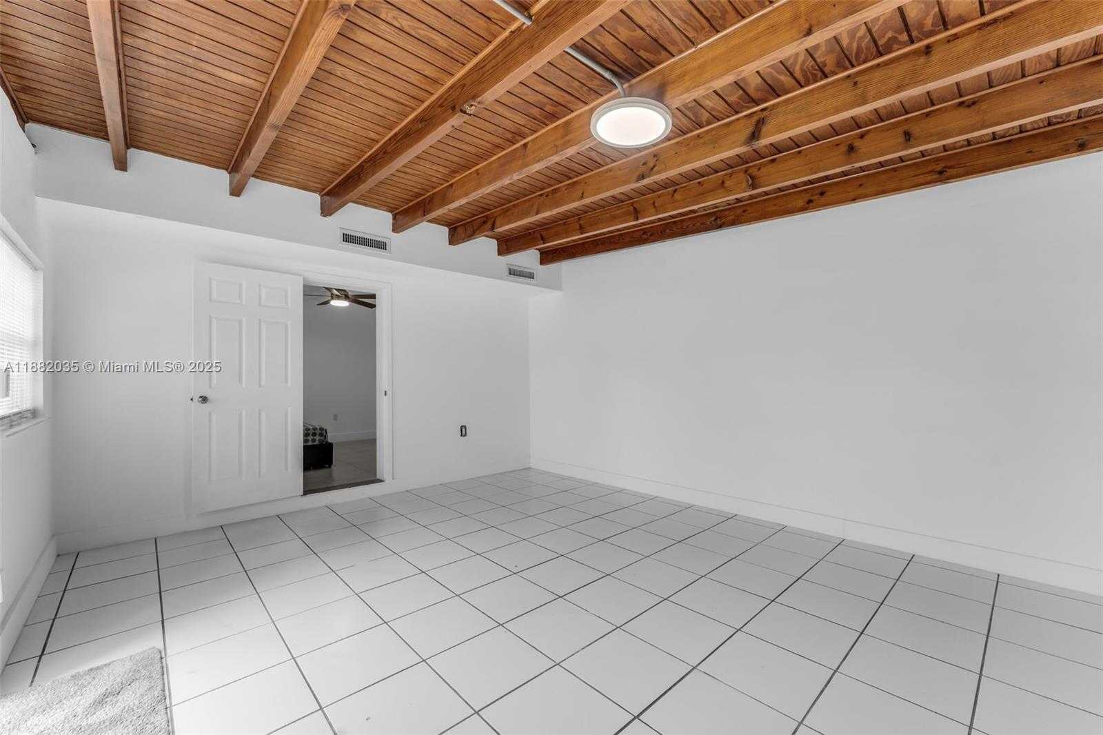 Small Image of 12750 SOUTH WEST 197TH AVE, Miami Number 18