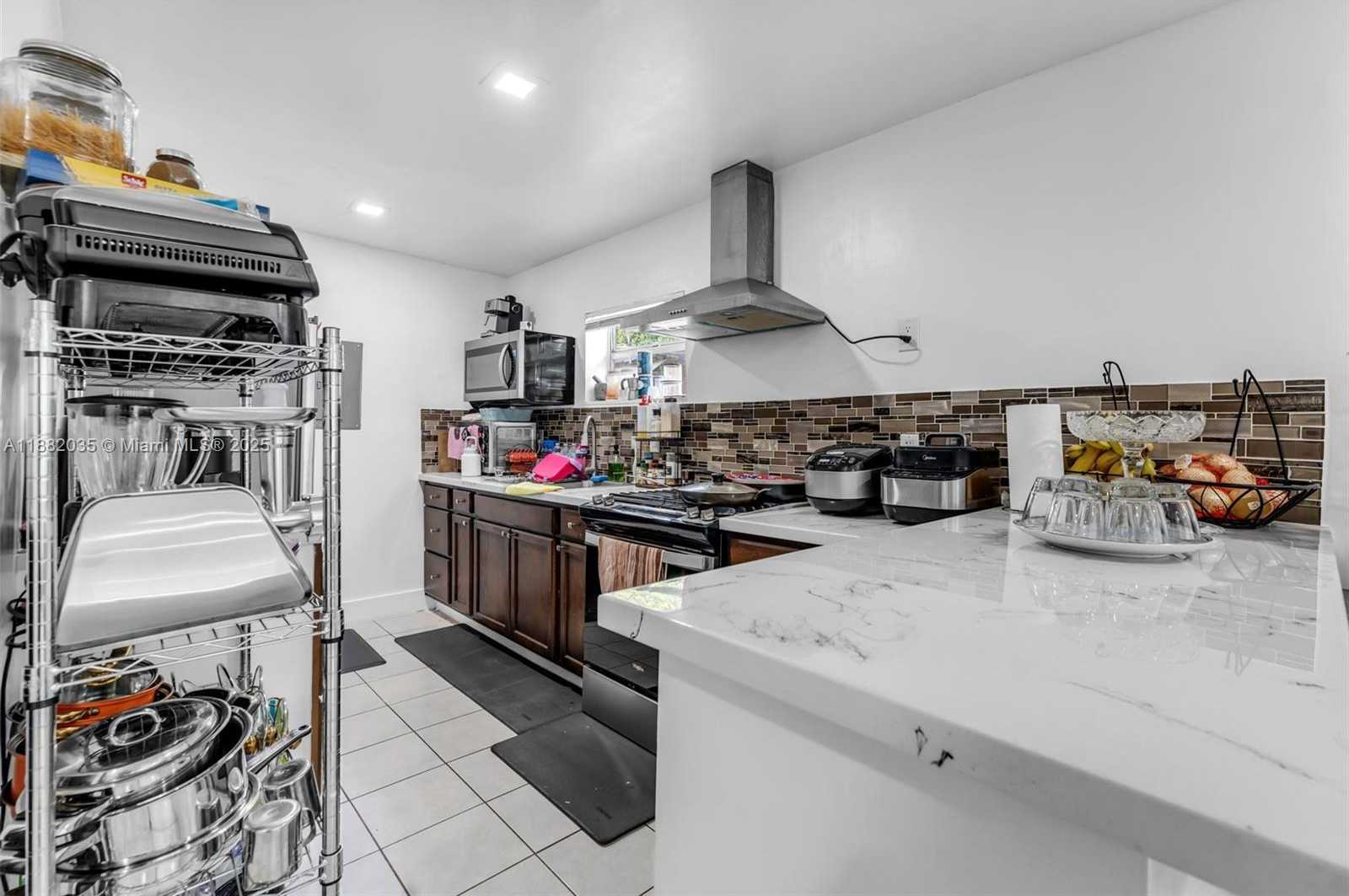 Small Image of 12750 SOUTH WEST 197TH AVE, Miami Number 27