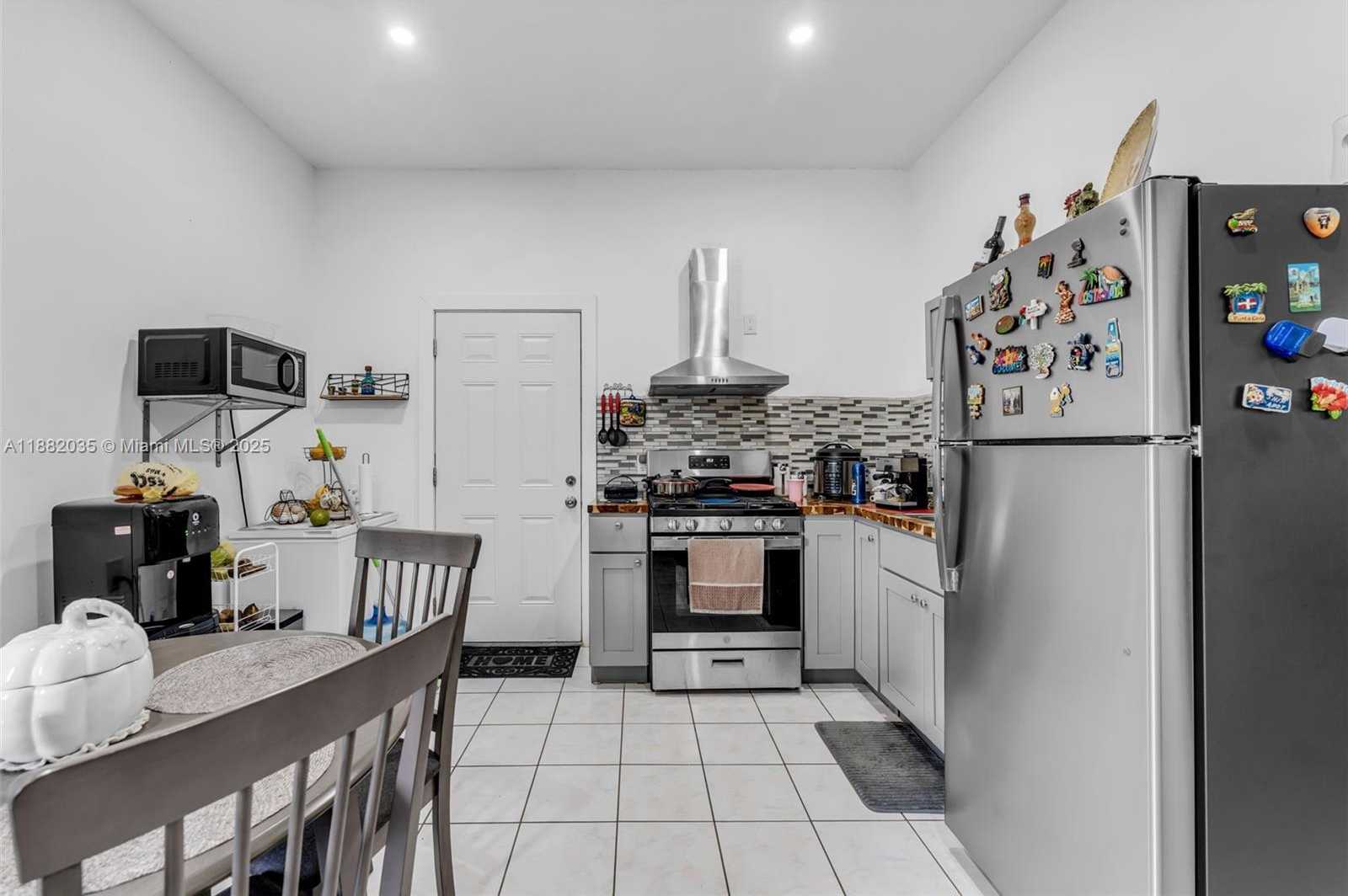 Small Image of 12750 SOUTH WEST 197TH AVE, Miami Number 40