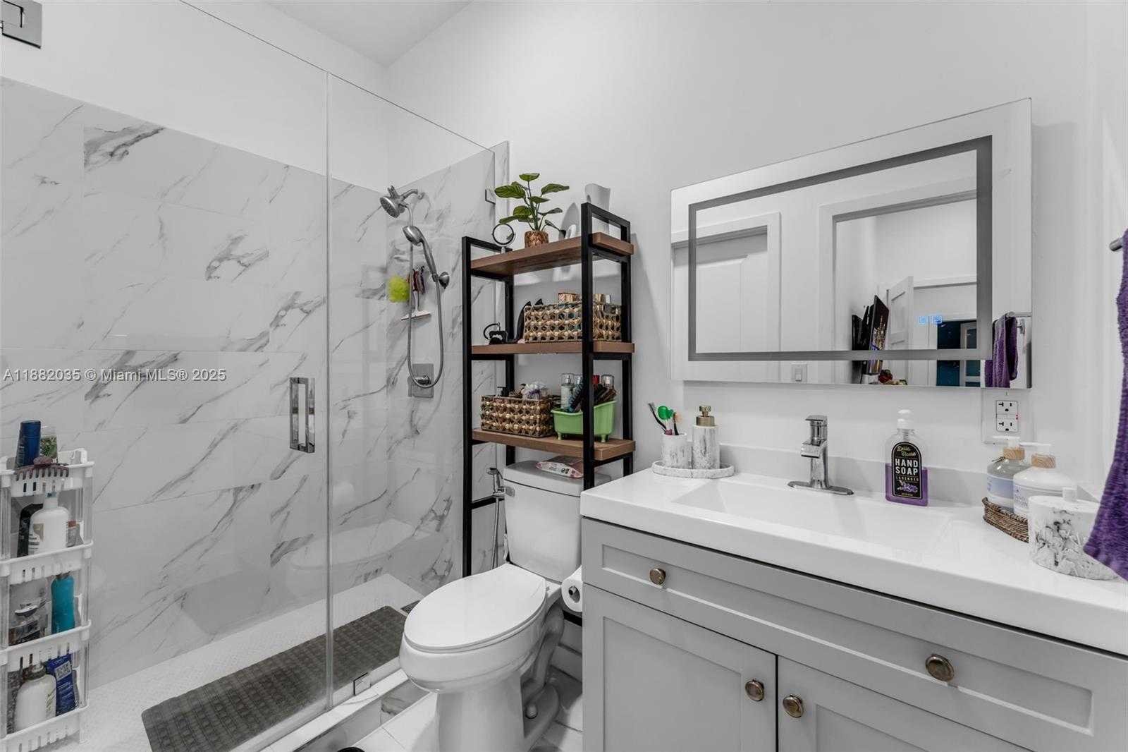 Small Image of 12750 SOUTH WEST 197TH AVE, Miami Number 42